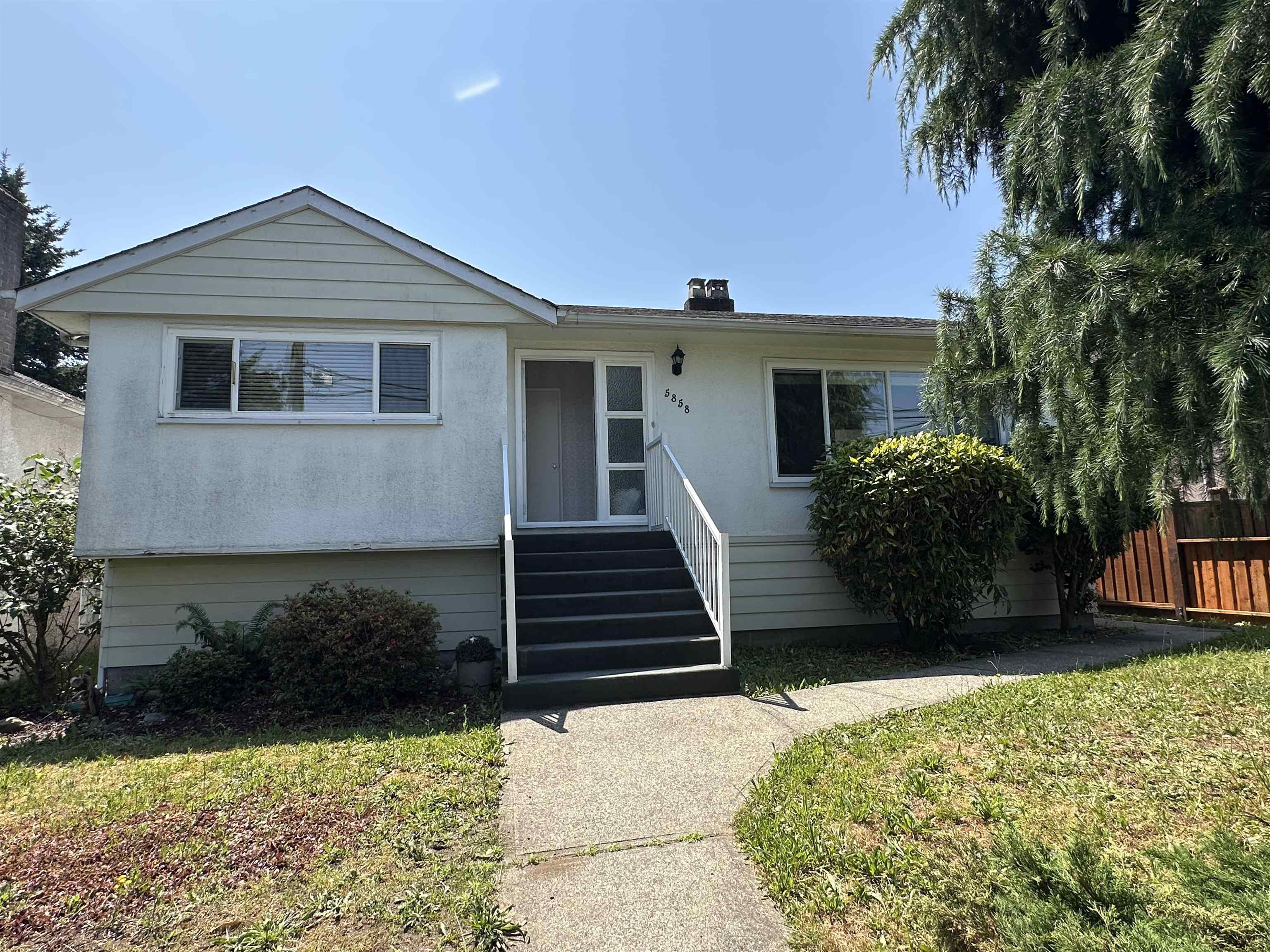 5858 Bryant Street, Burnaby, BC V5H 1X6