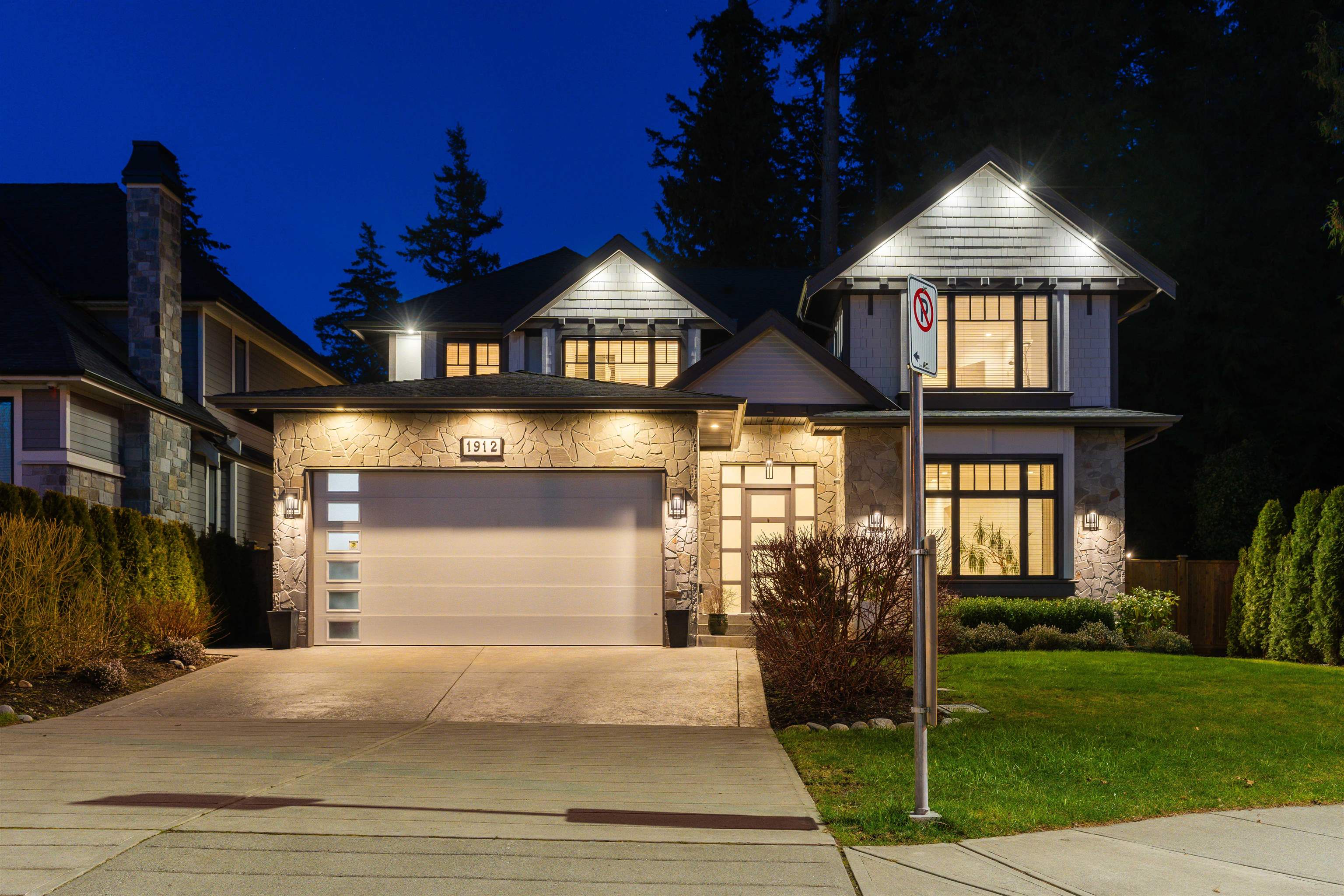 1912 Laronde Drive, Surrey, BC V4A 9M9