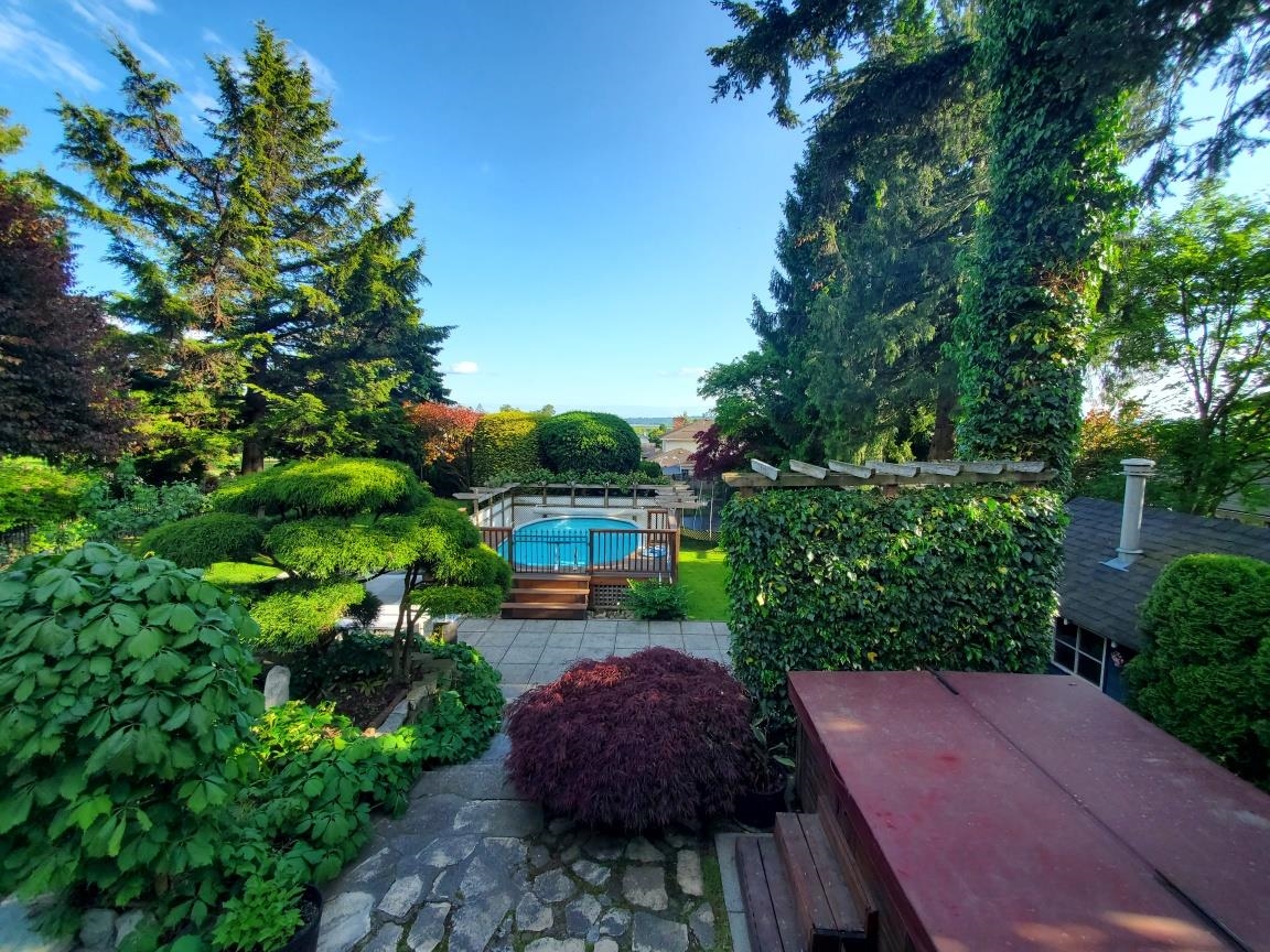 55b Avenue, Surrey, BC V3S 7Z2