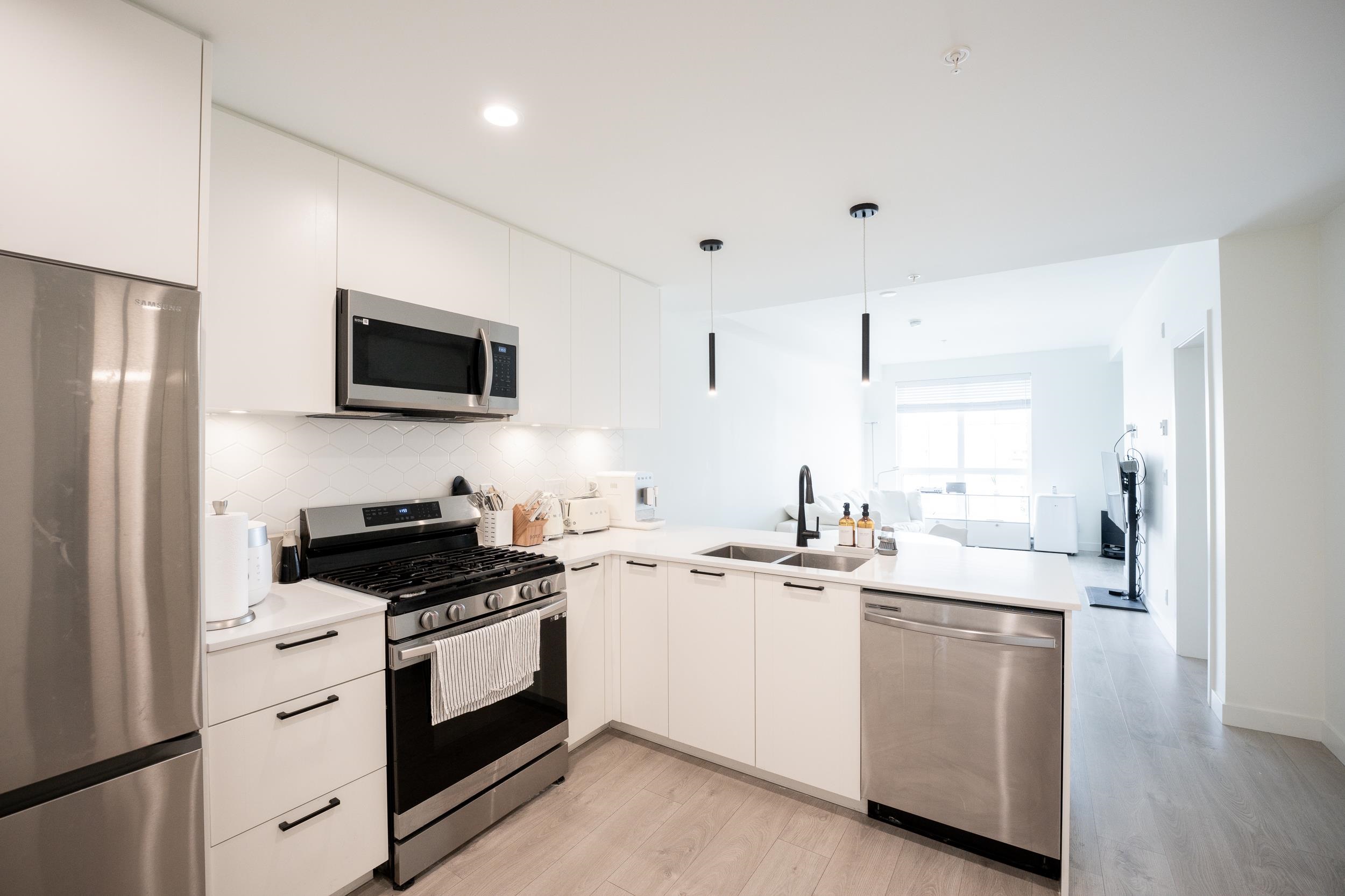 8380 200a St #302, Langley, BC V2Y 3S5