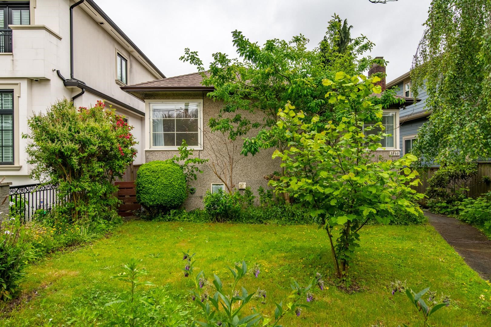 2960 West 41st Avenue, Vancouver, BC V6N 3C7
