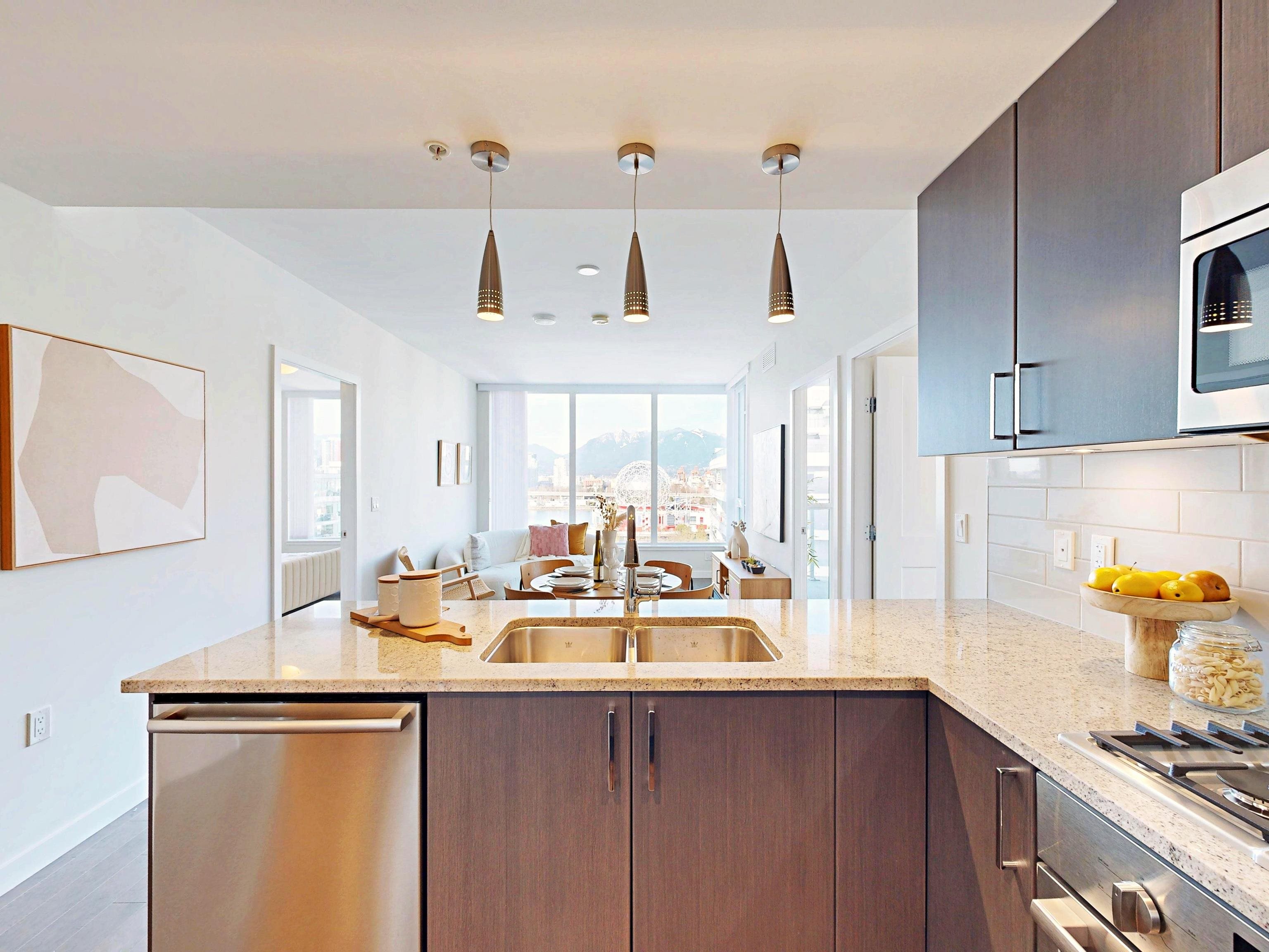 1708 Ontario Street #1207, Vancouver, BC V5T 0J7
