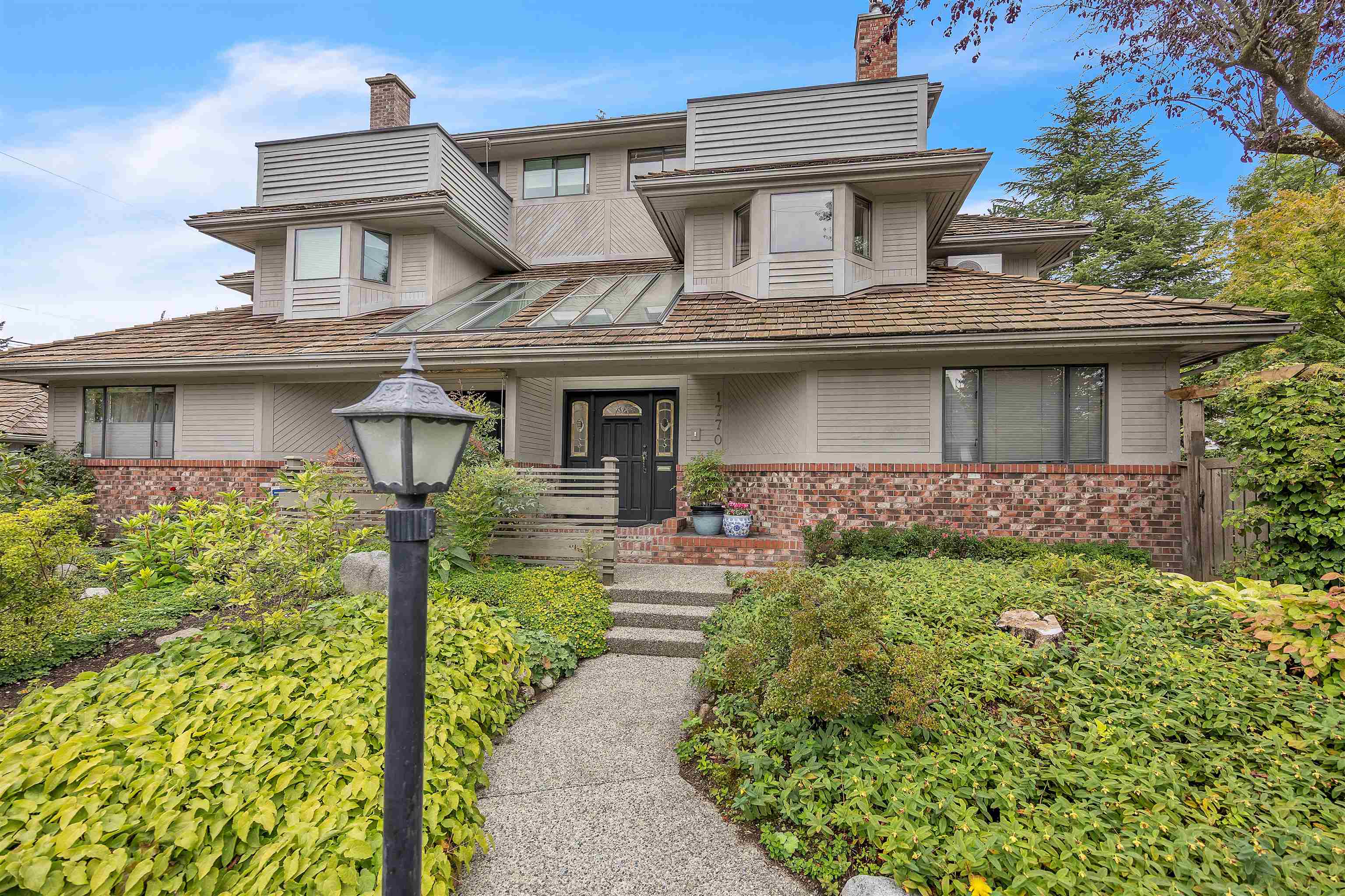 1770 Waterloo Street, Vancouver, BC V6R 3G2