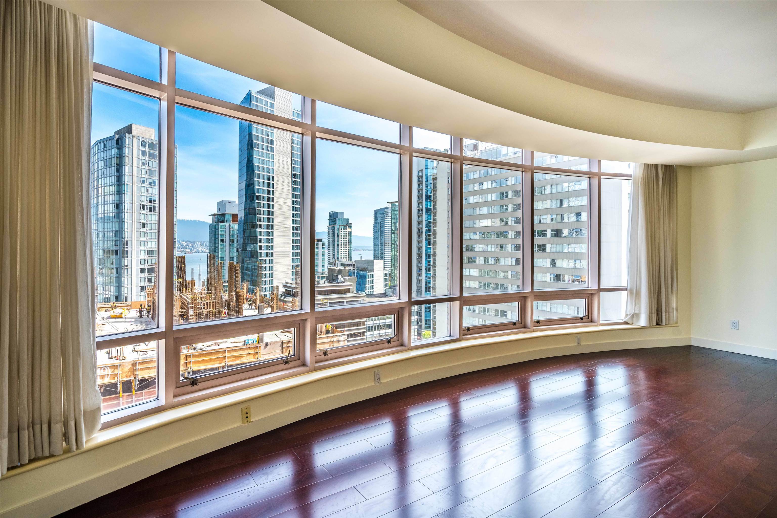 1500 Alberni Street #10a, Vancouver, BC V6G 3C9