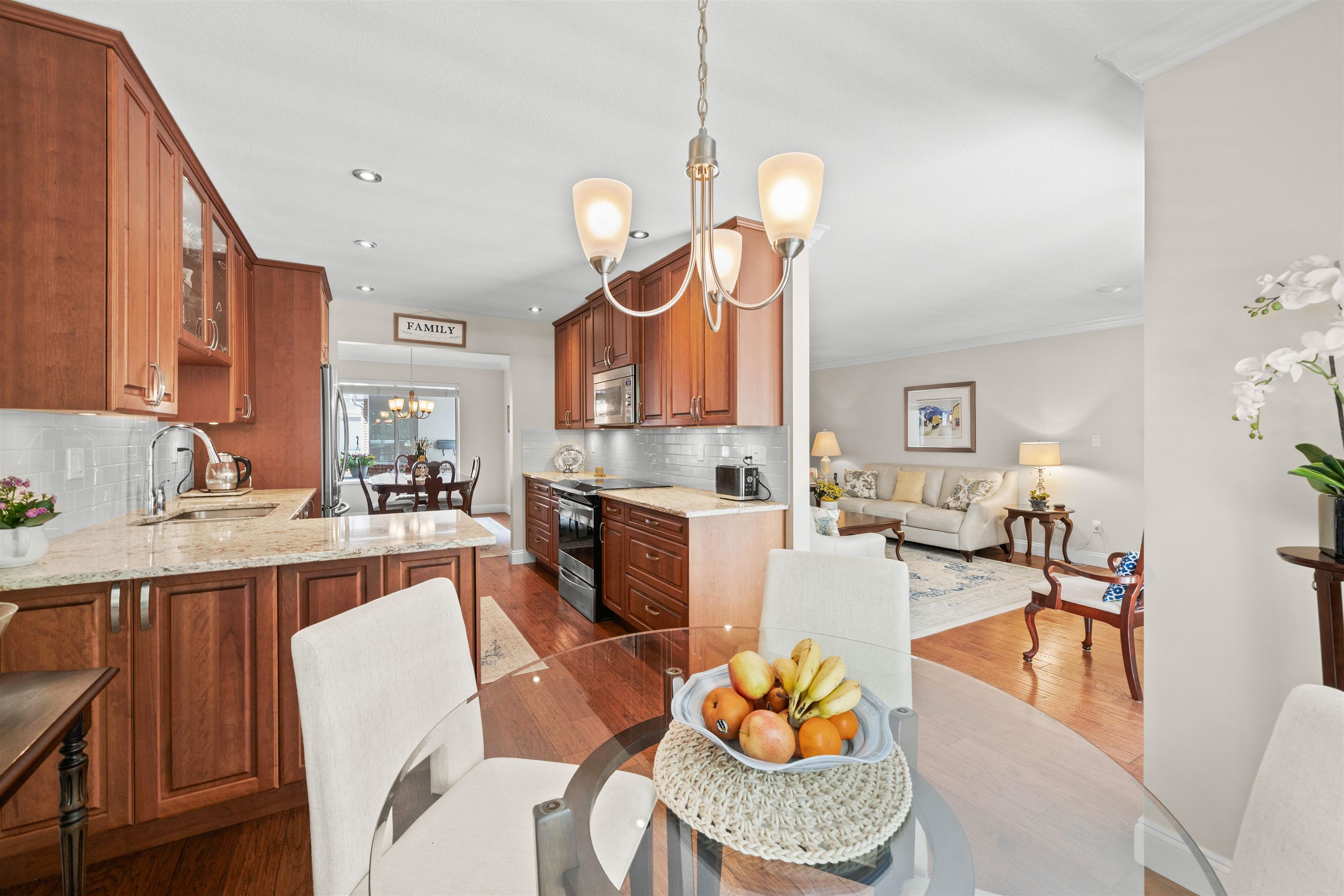 72 Jamieson Court #12, New Westminster, BC V3L 5R6
