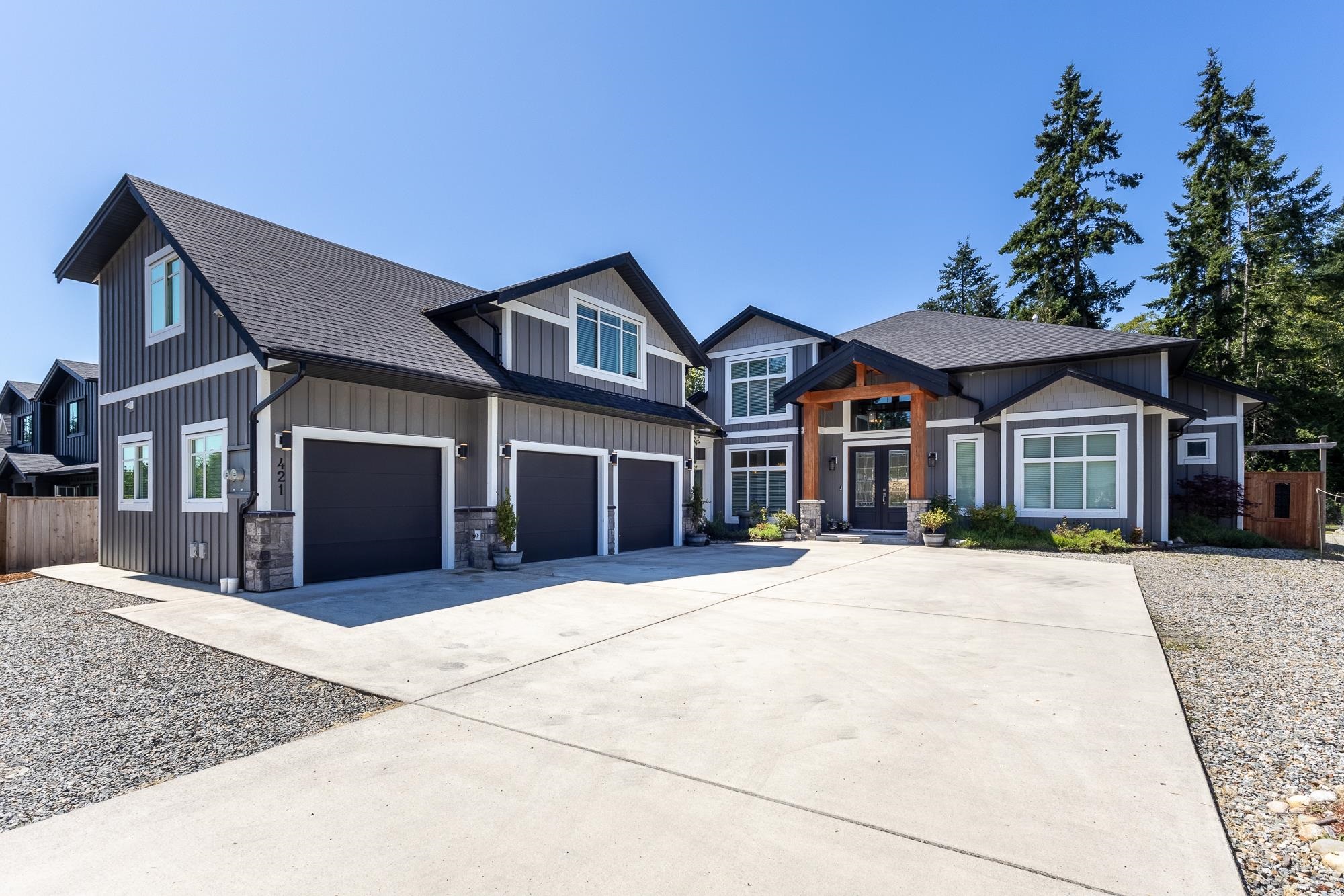 421 Solaz Place, Gibsons, BC V0N 1V5