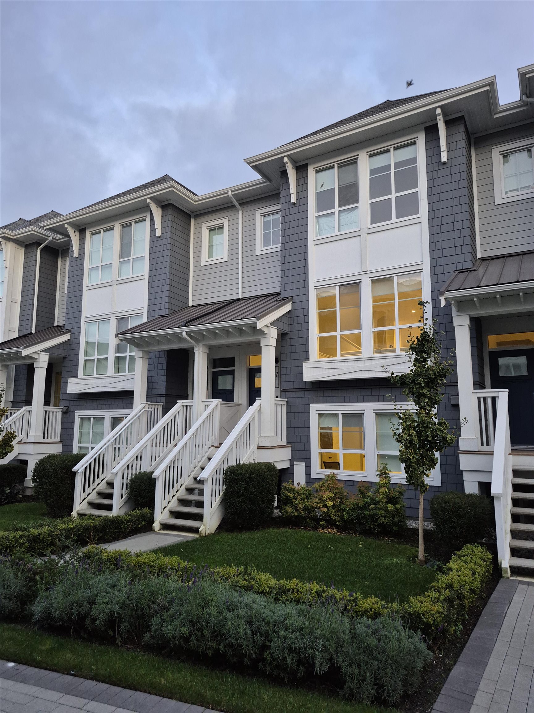 5311 Admiral Way #71, Delta, BC V4K 0E2