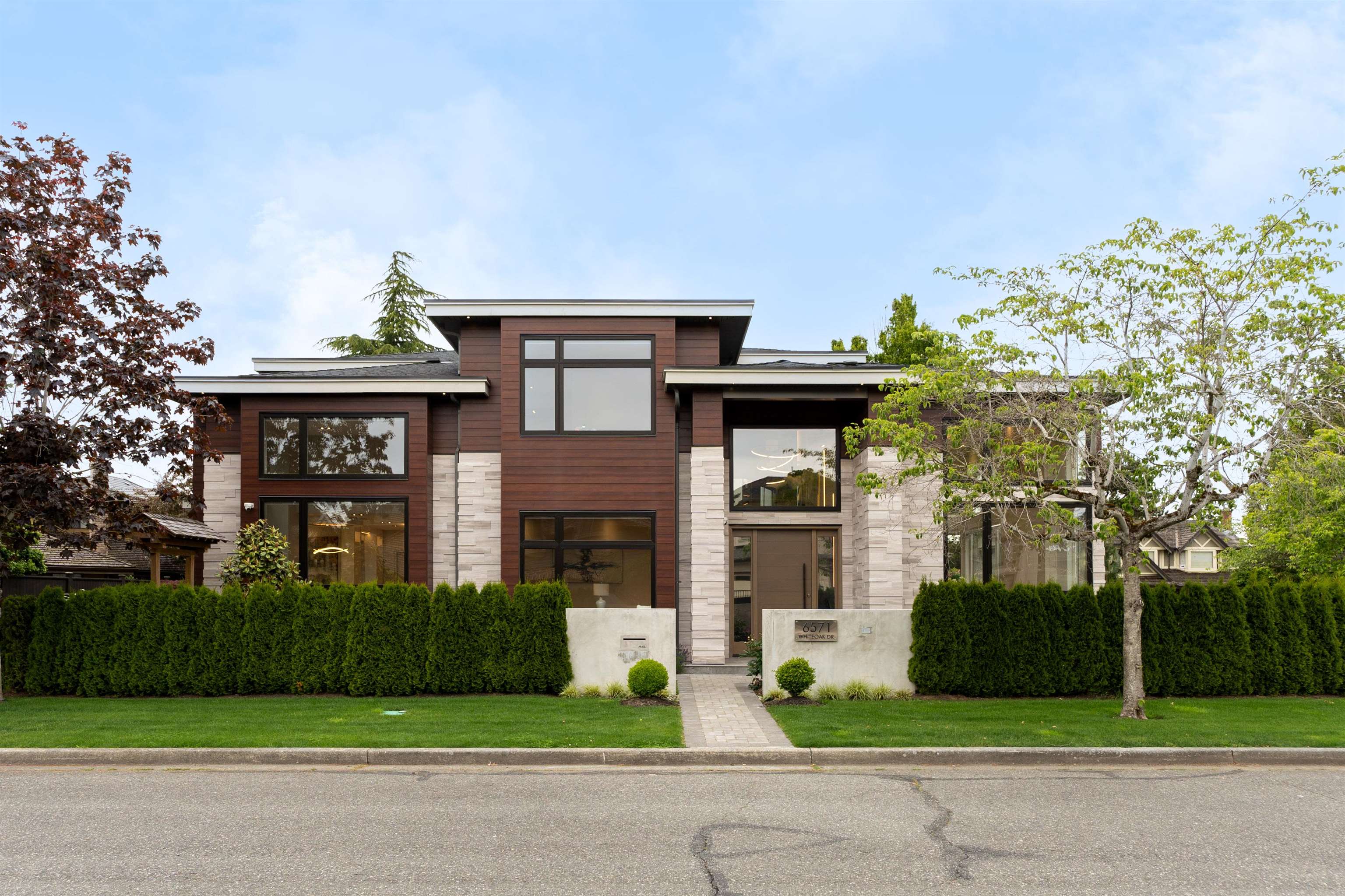6571 Whiteoak Drive, Richmond, BC V7E 4Z7