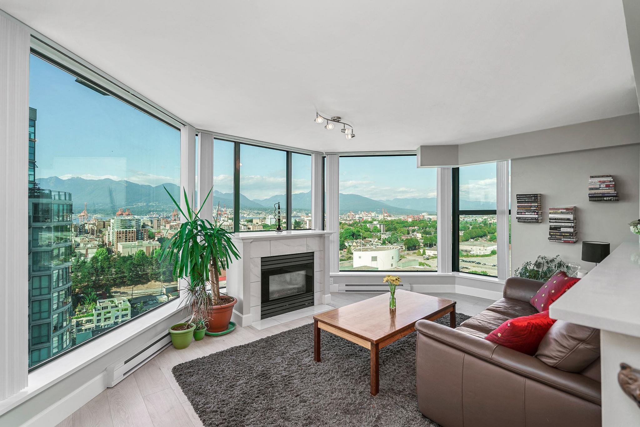 1128 Quebec Street #2001, Vancouver, BC V6A 4E1