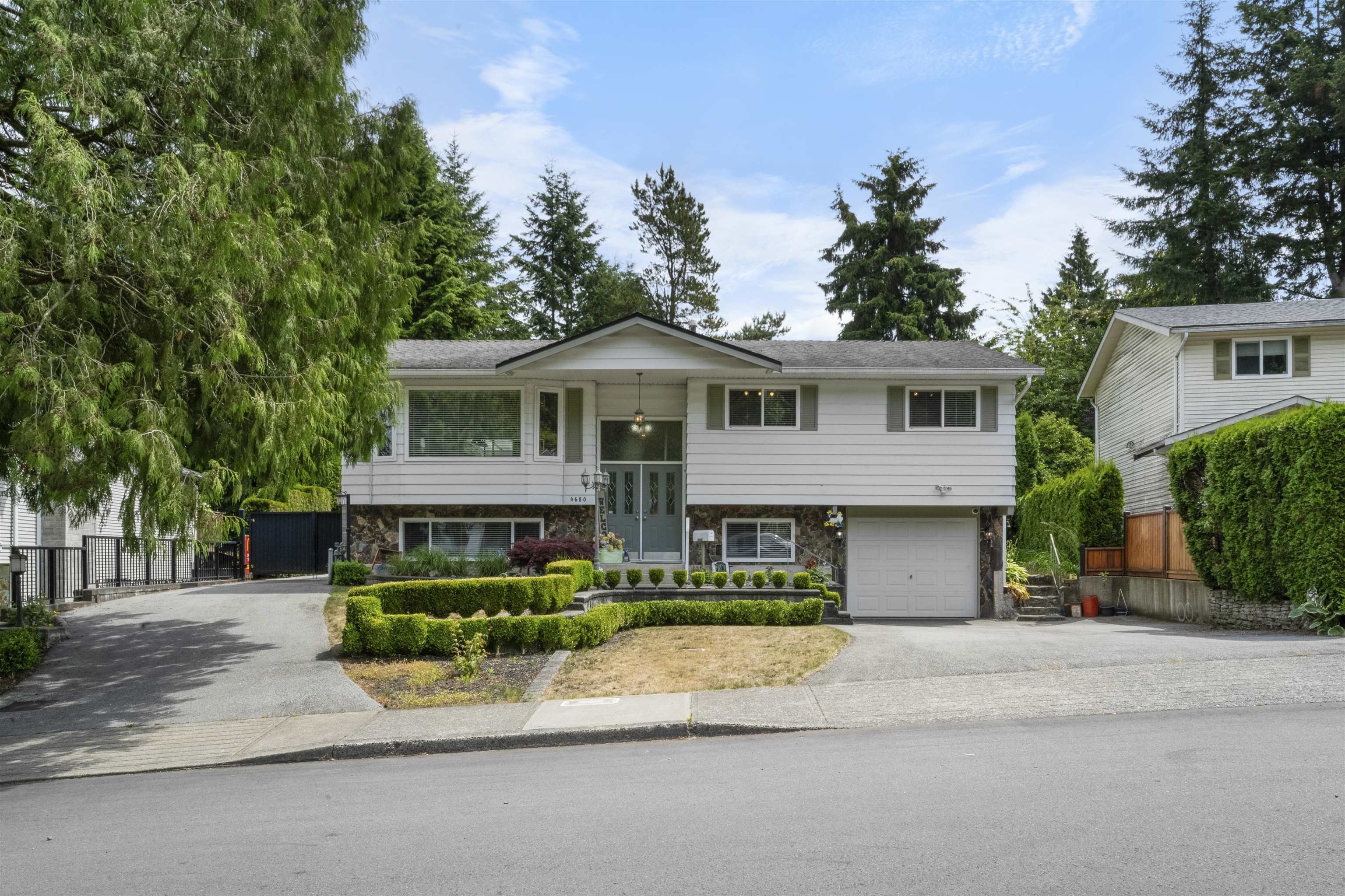 202 Street, Langley, BC V3A 5J3