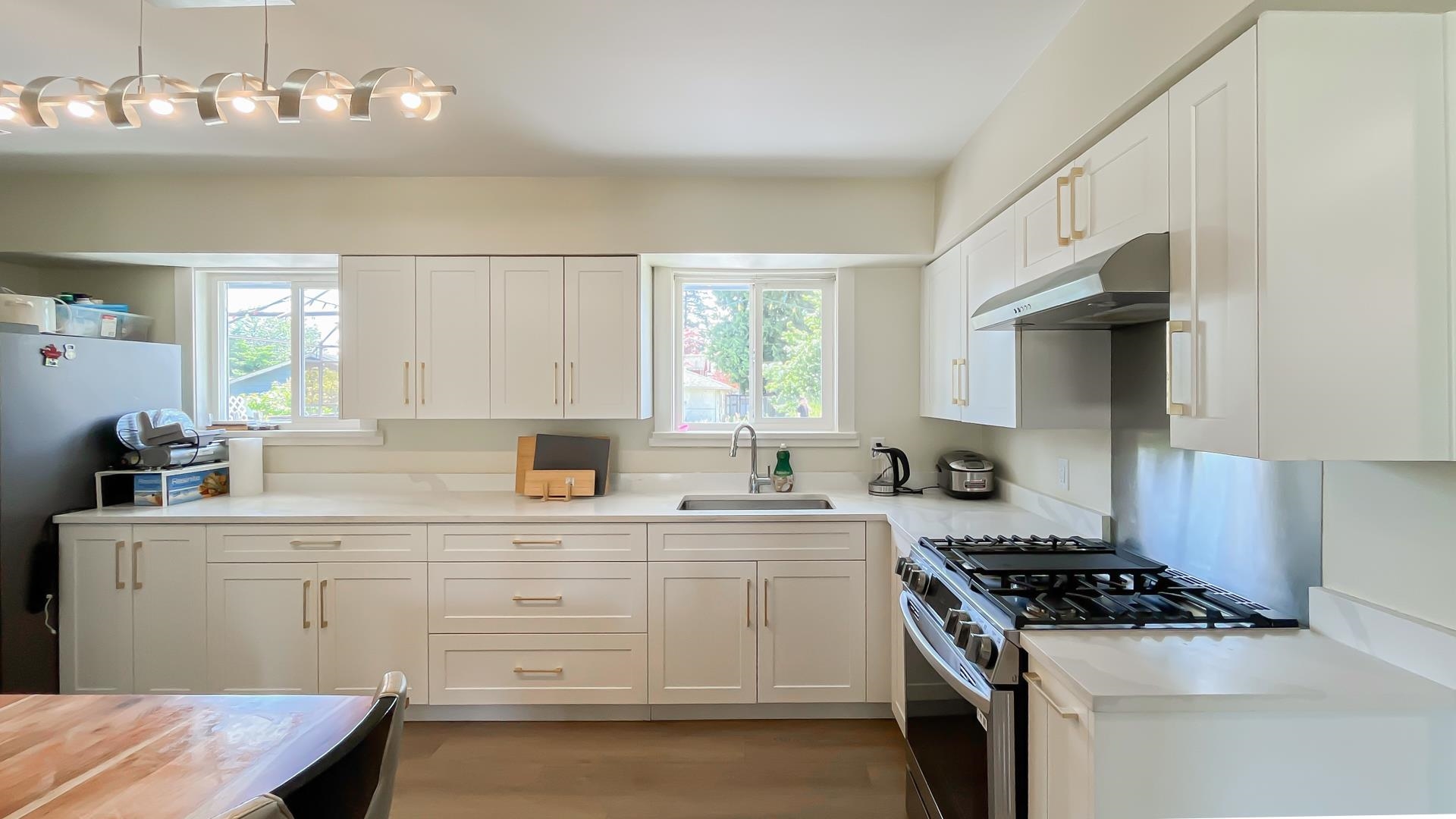 1752 Dorset Avenue, Port Coquitlam, BC V3B 2A2