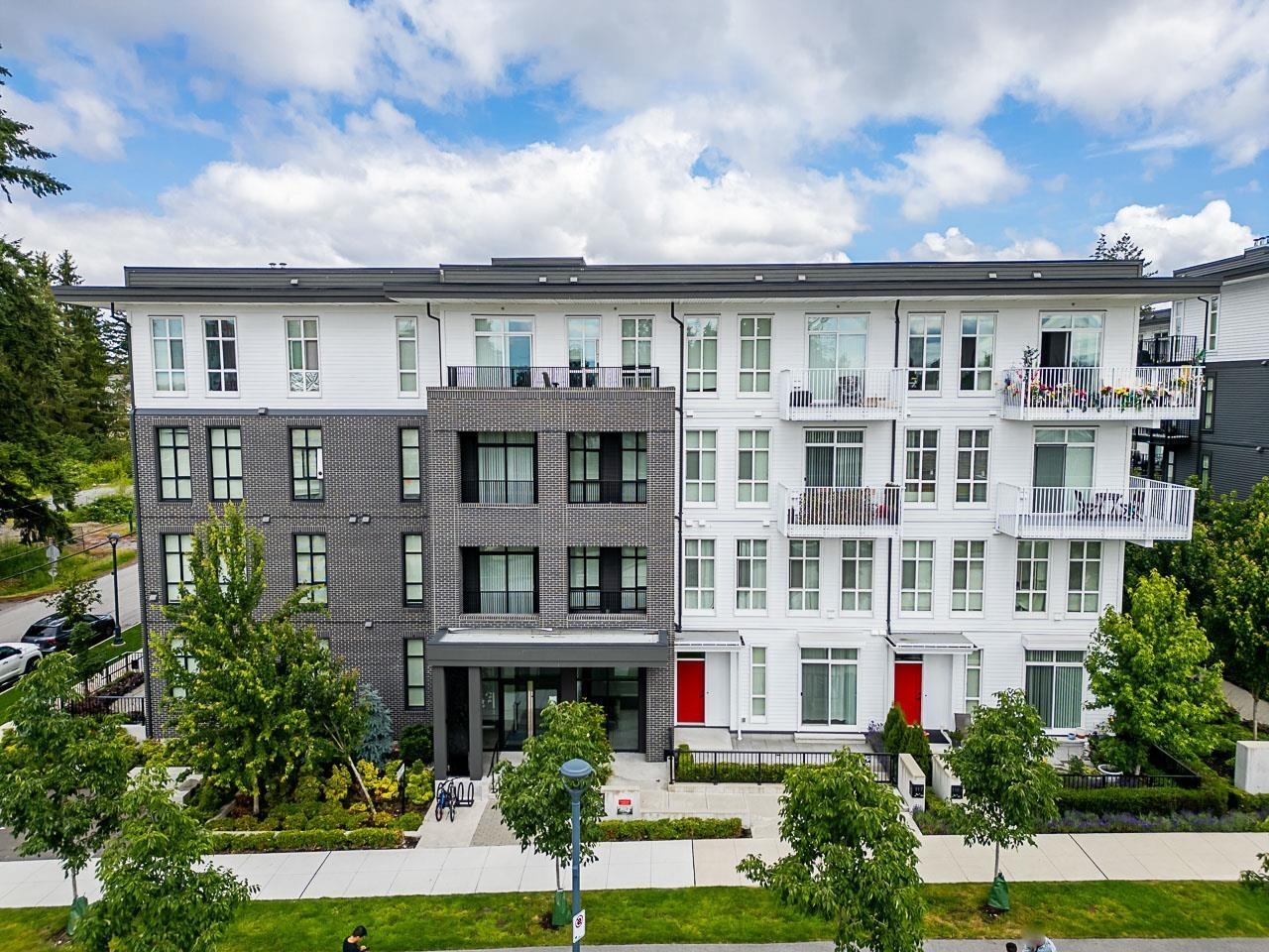 13929 105 Boulevard #112, Surrey, BC V3T 0R5