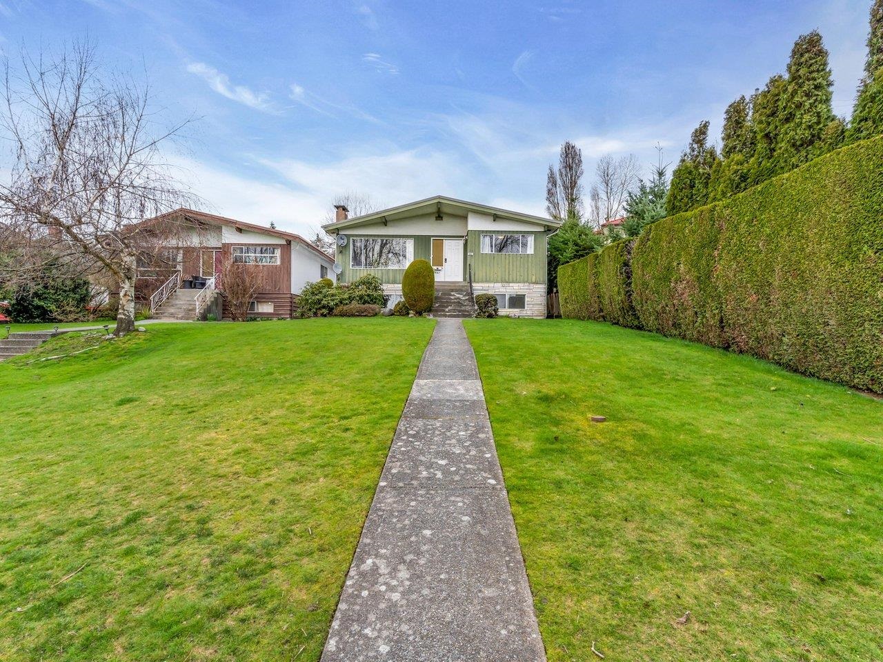 1861 Island Avenue, Vancouver, BC V5P 2S5
