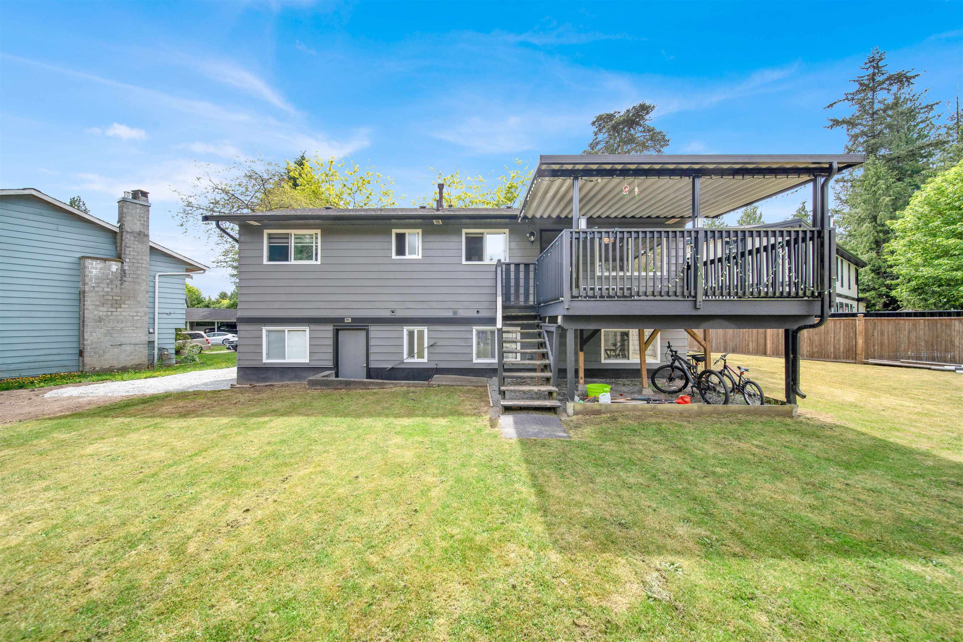146a Street, Surrey, BC V3R 6X7