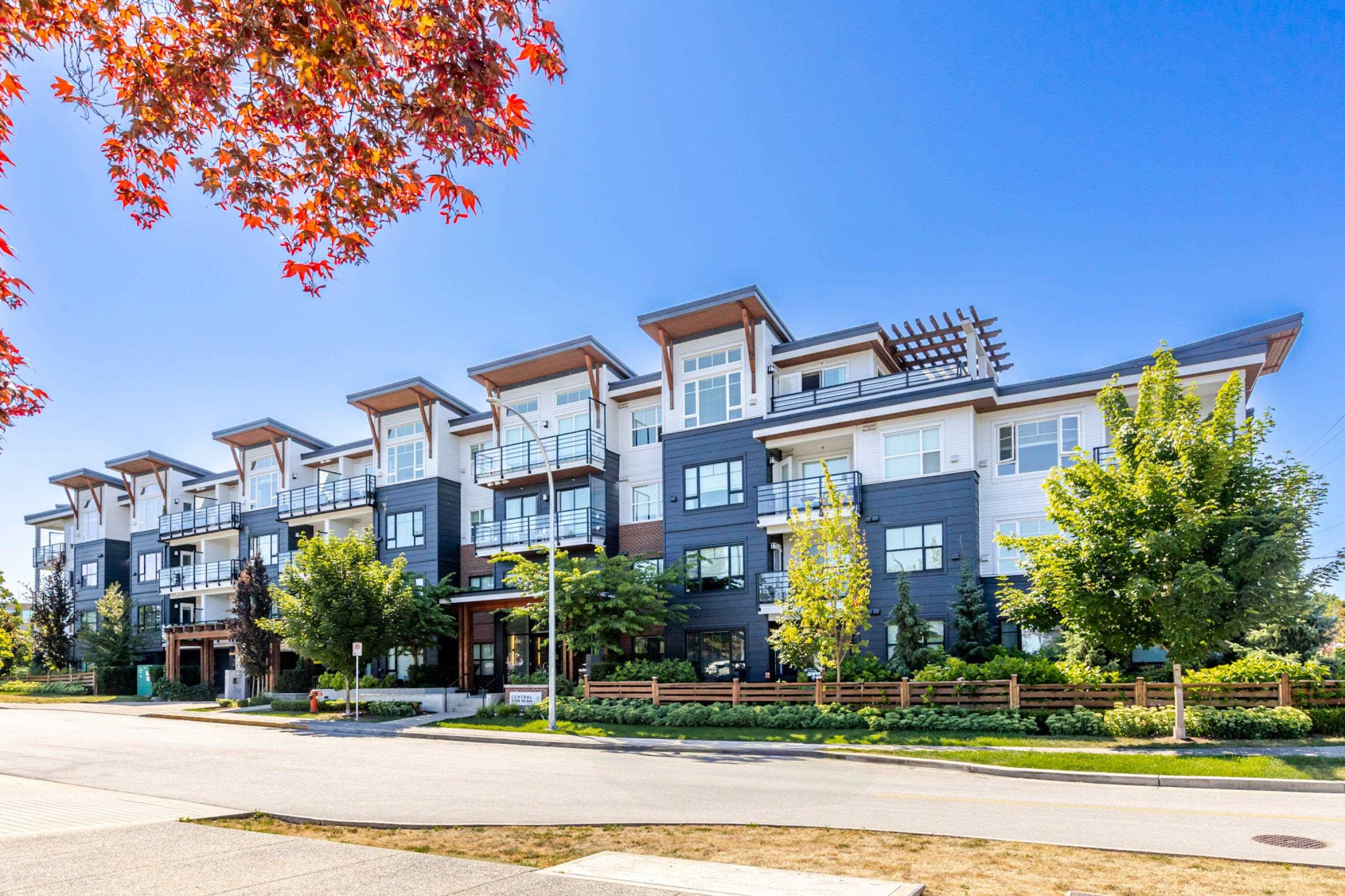 22136 49 Avenue #212, Langley, BC V3A 0M8