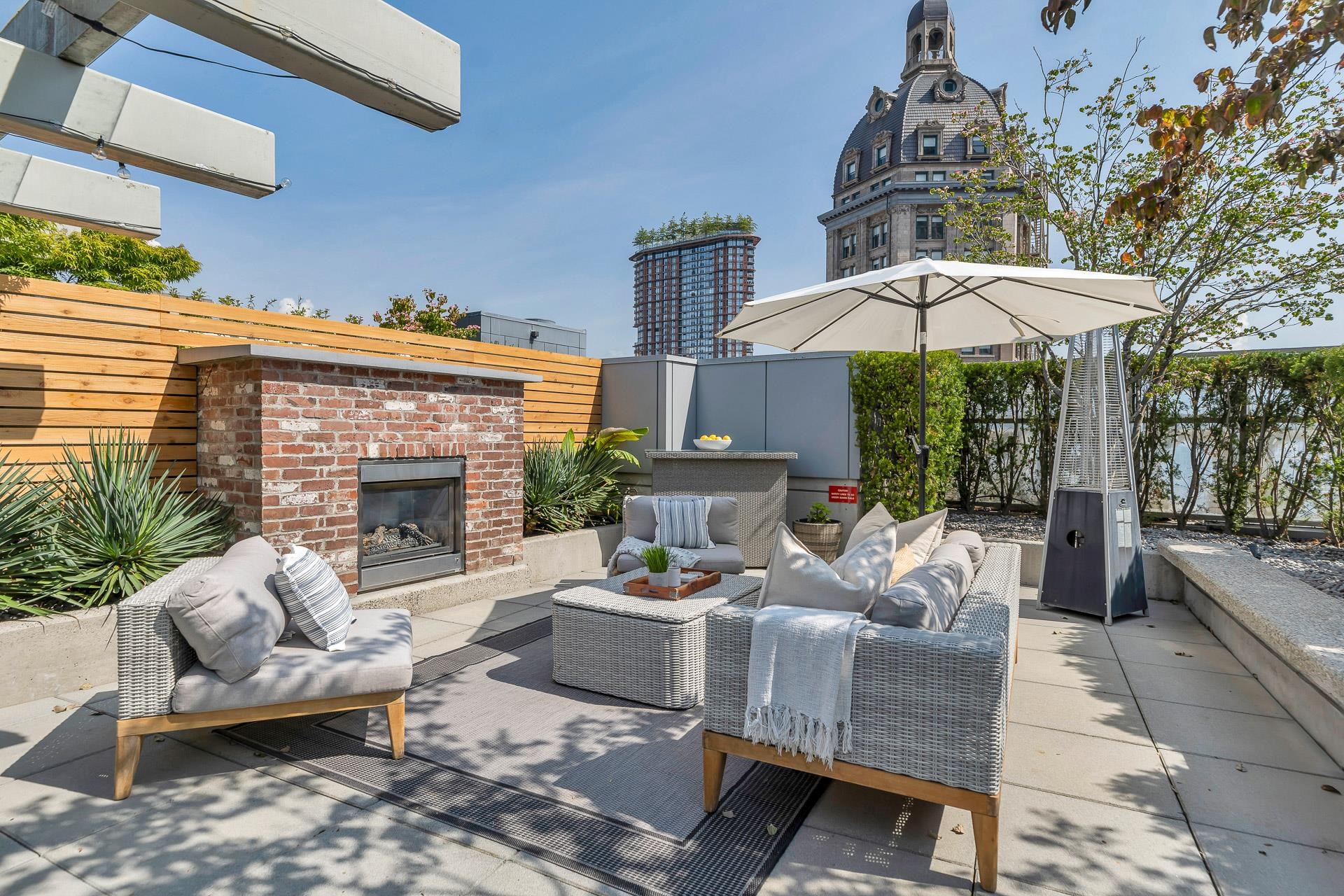 546 Beatty Street #703, Vancouver, BC V6B 2L3