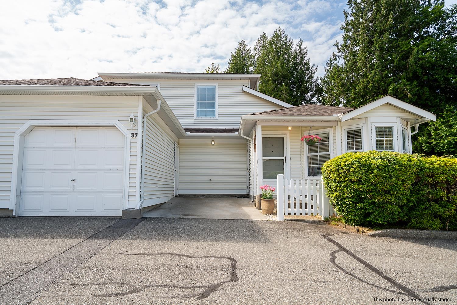 6537 138 Street #37, Surrey, BC V3W 0C4