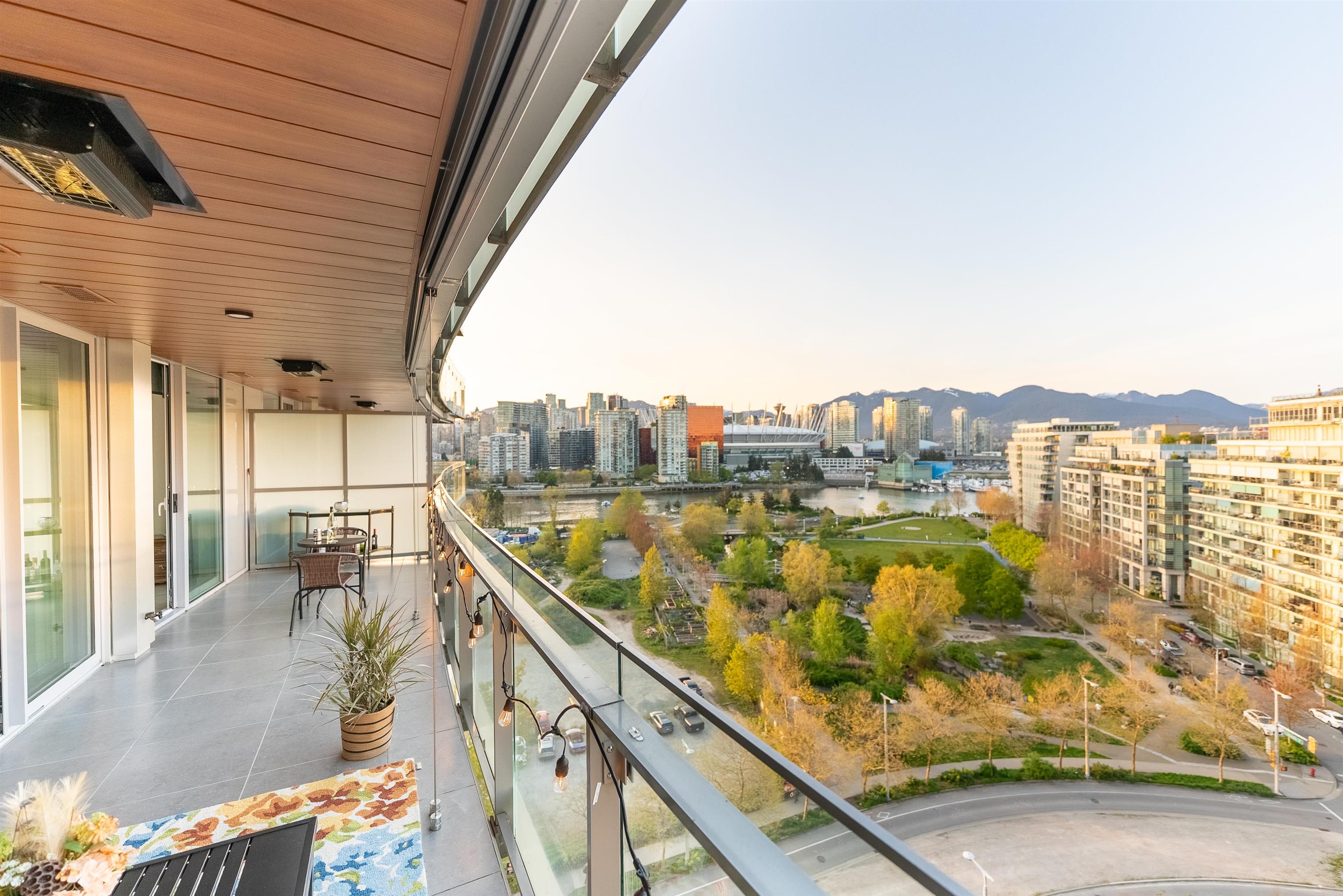 1768 Cook Street #1308, Vancouver, BC V5Y 0N3