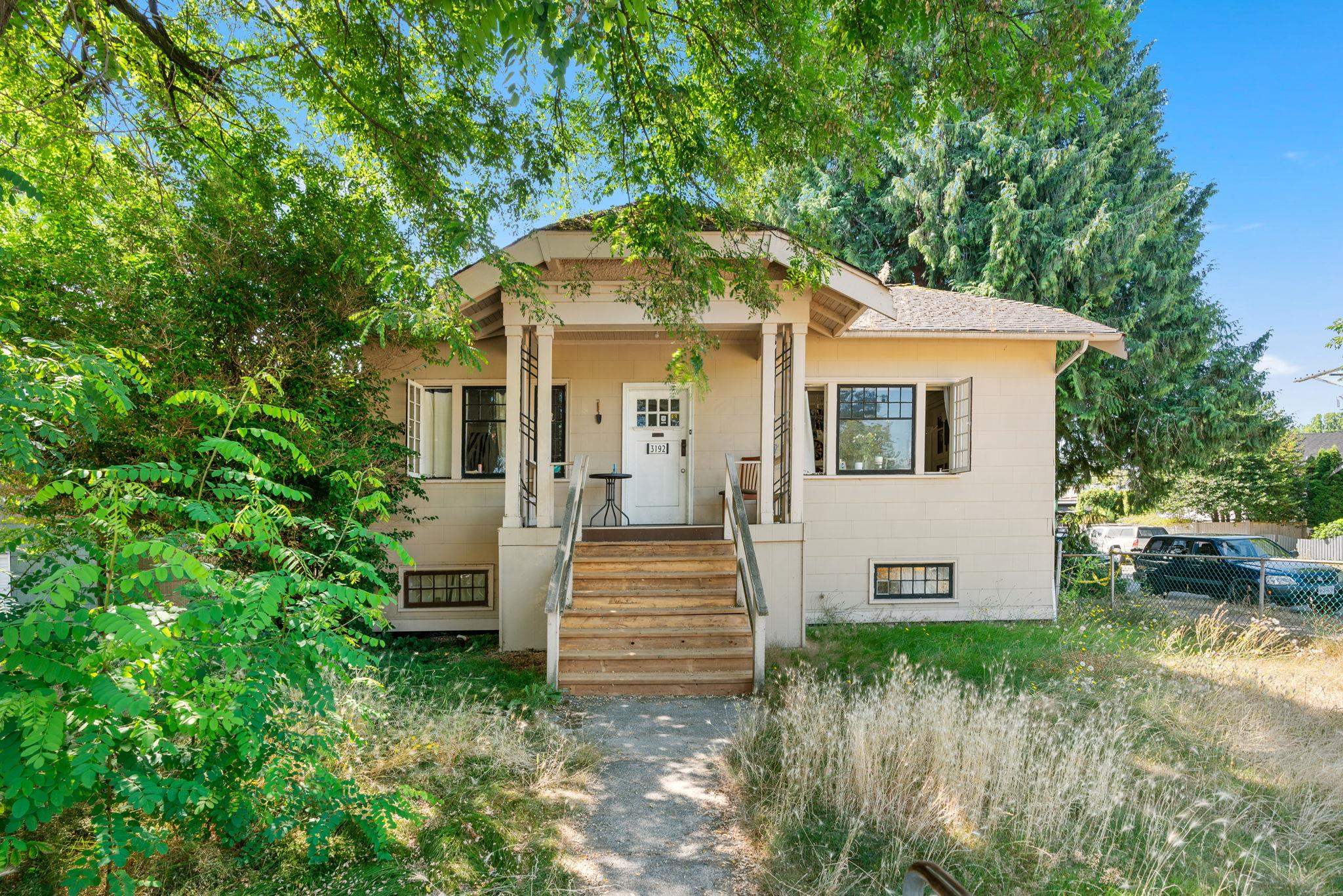 3192 West 8th Avenue, Vancouver, BC V6K 2C3