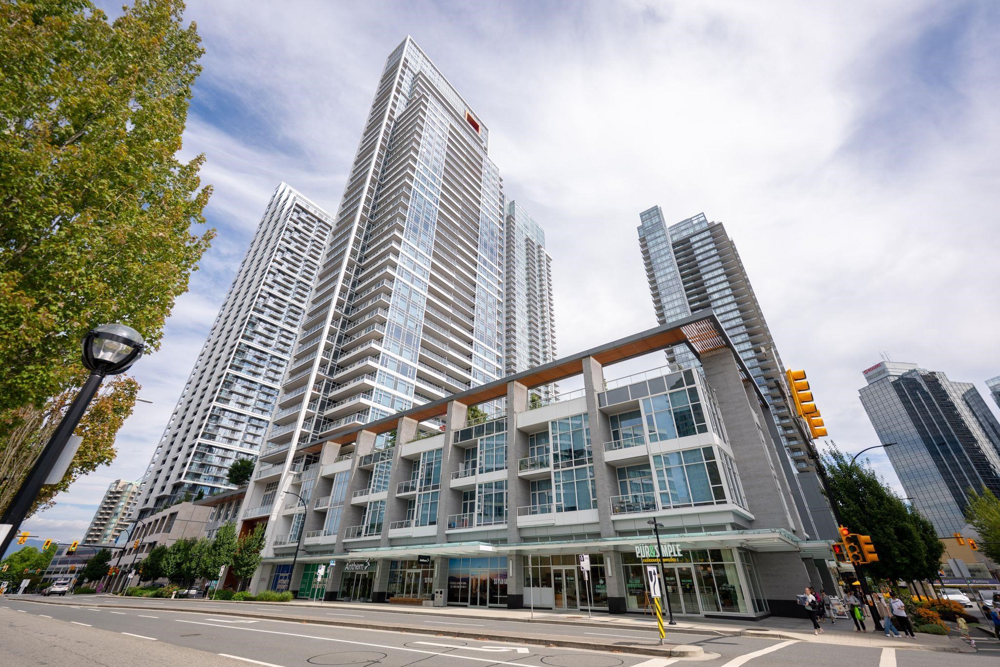 6080 Mckay Avenue #2107, Burnaby, BC V5H 0J4