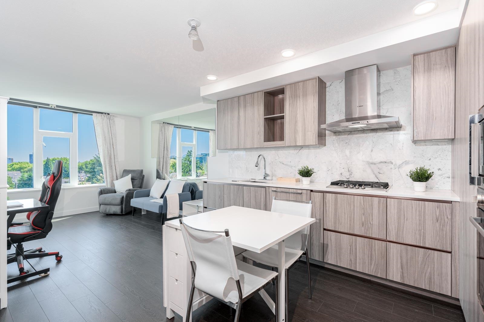 3300 Ketcheson Road #811, Richmond, BC V6X 0S5