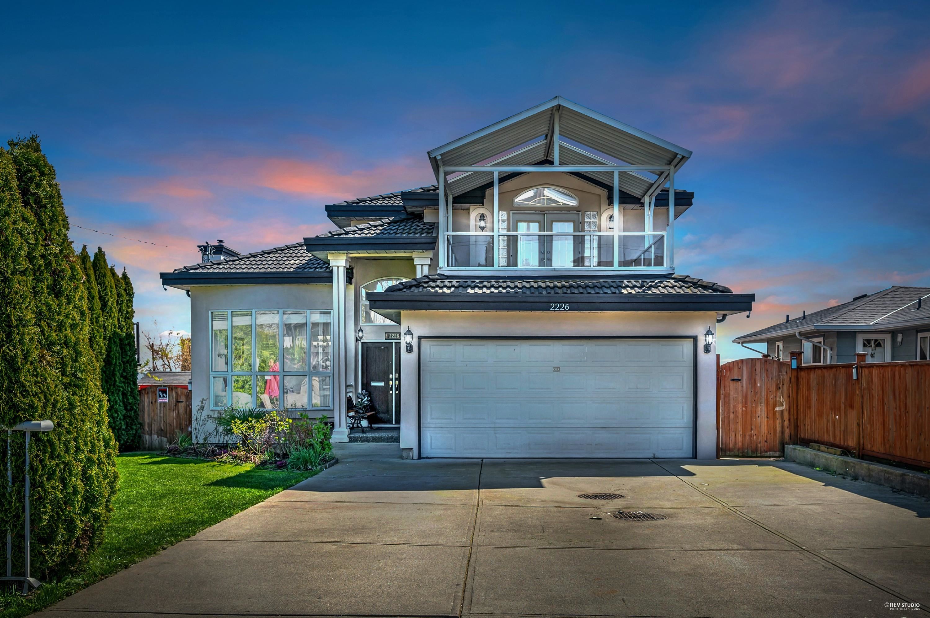 2226 Dublin Street, New Westminster, BC V3M 3B1