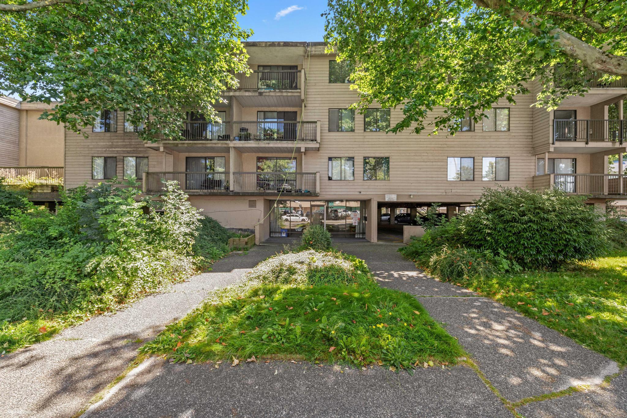 8400 Lansdowne Road #211, Richmond, BC V6X 3G3