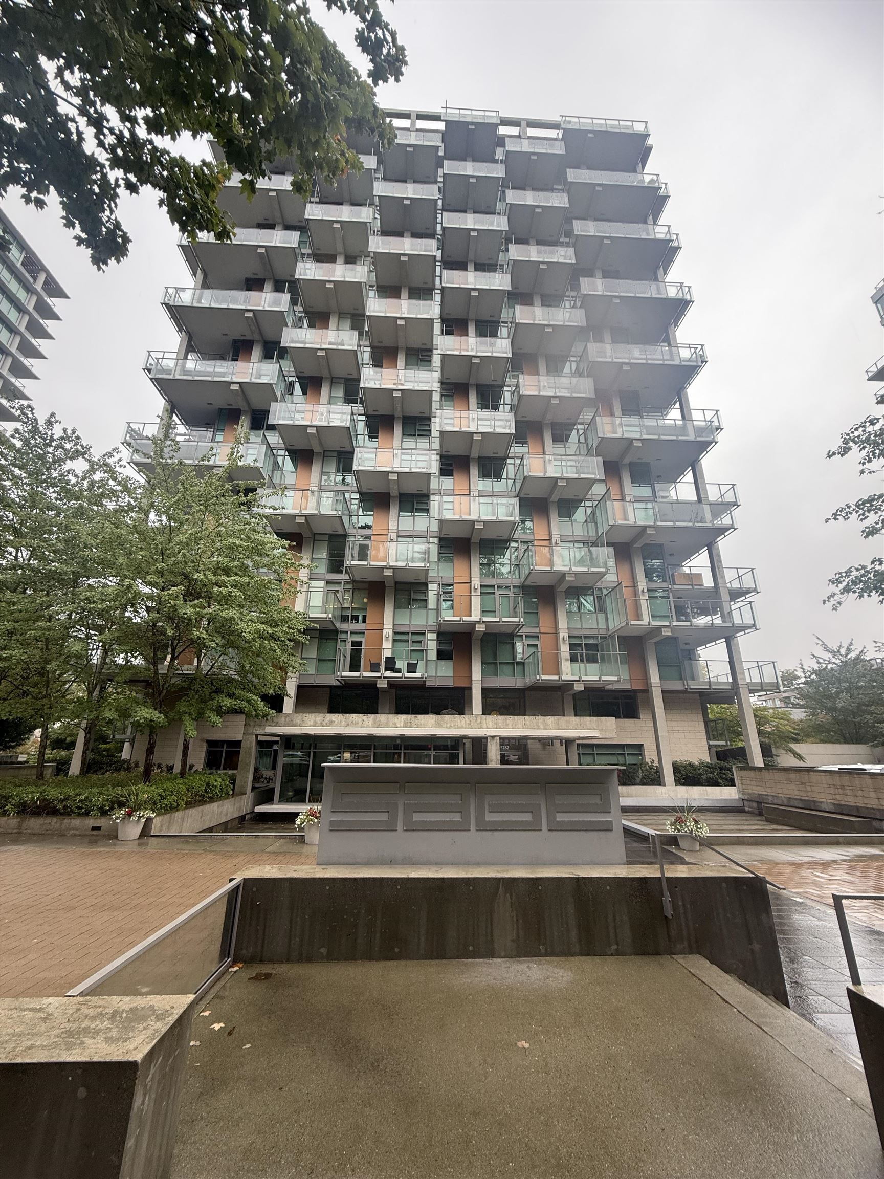 5782 Berton Avenue #606, Vancouver, BC V6S 0C1