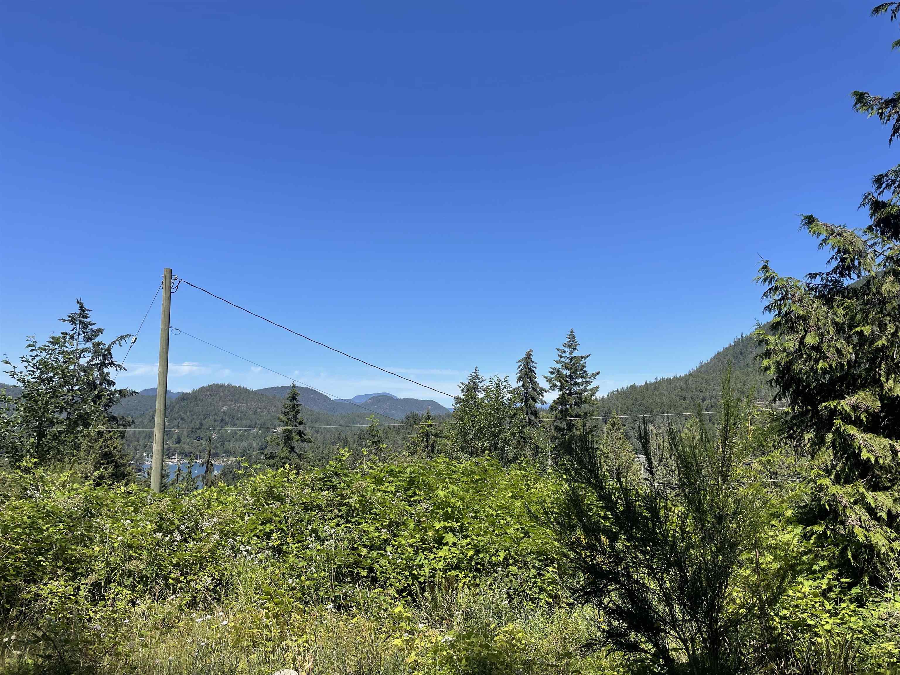 5232 Cecil Hill Rd, Madeira Park, BC V0N 2H0