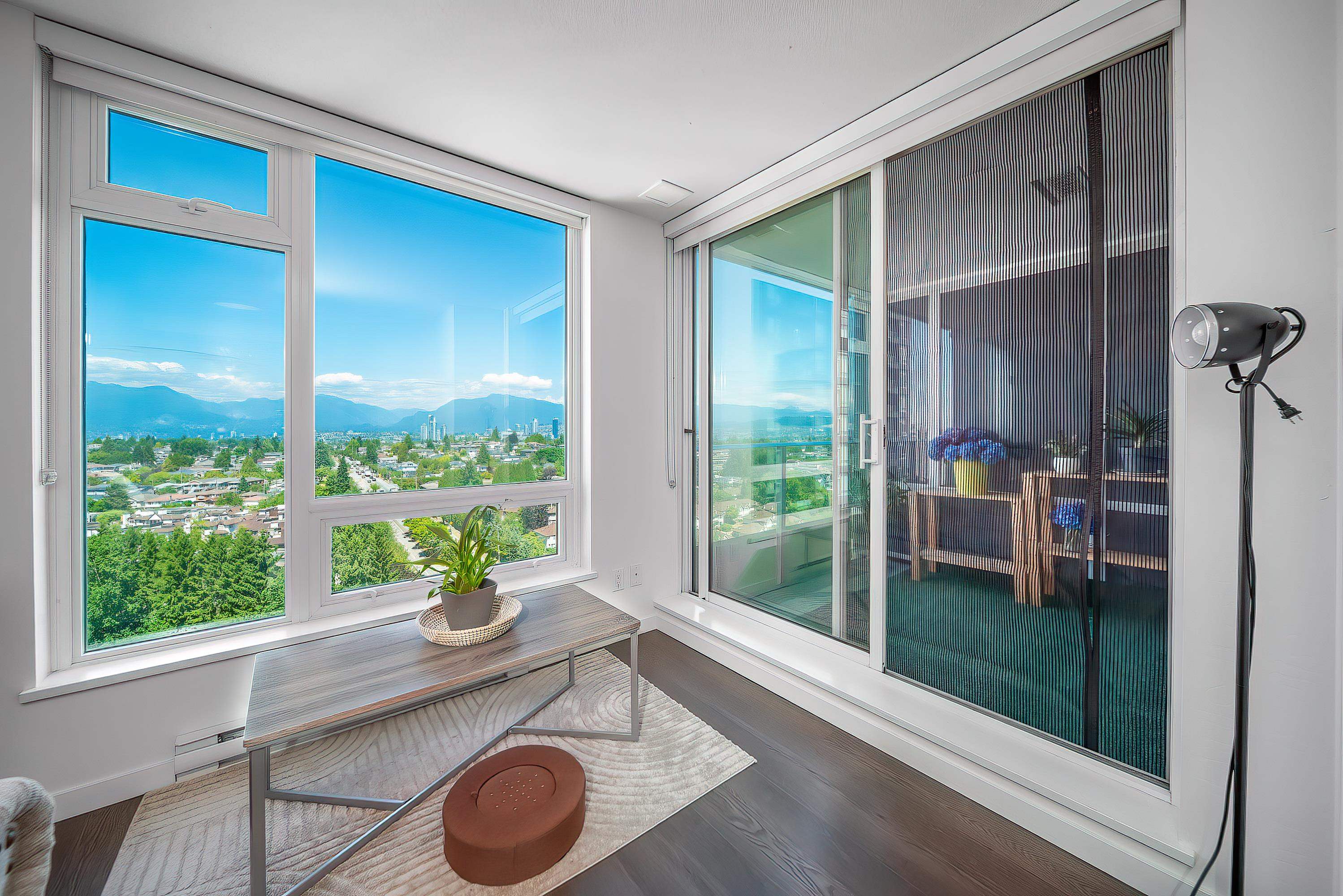 5515 Boundary Road #1703, Vancouver, BC V5R 0E5