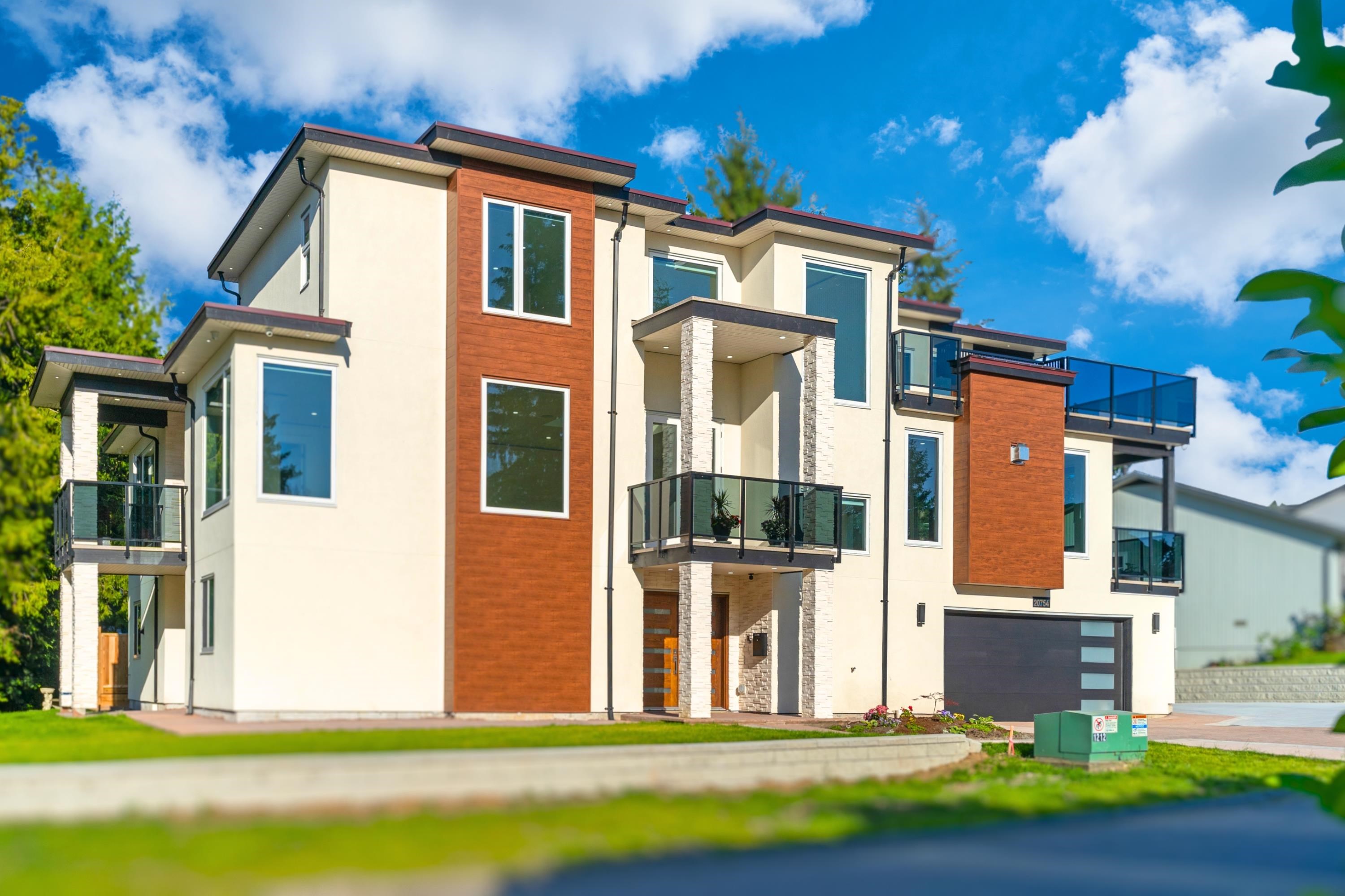 48 Avenue, Langley, BC V3A 3L8