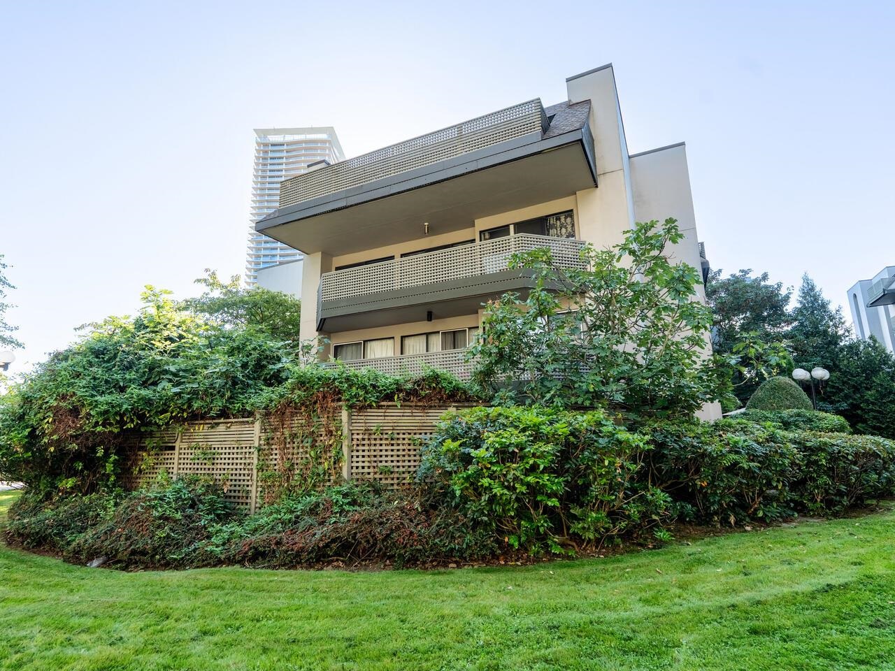 4941 Lougheed Highway #103, Burnaby, BC V5B 4S6