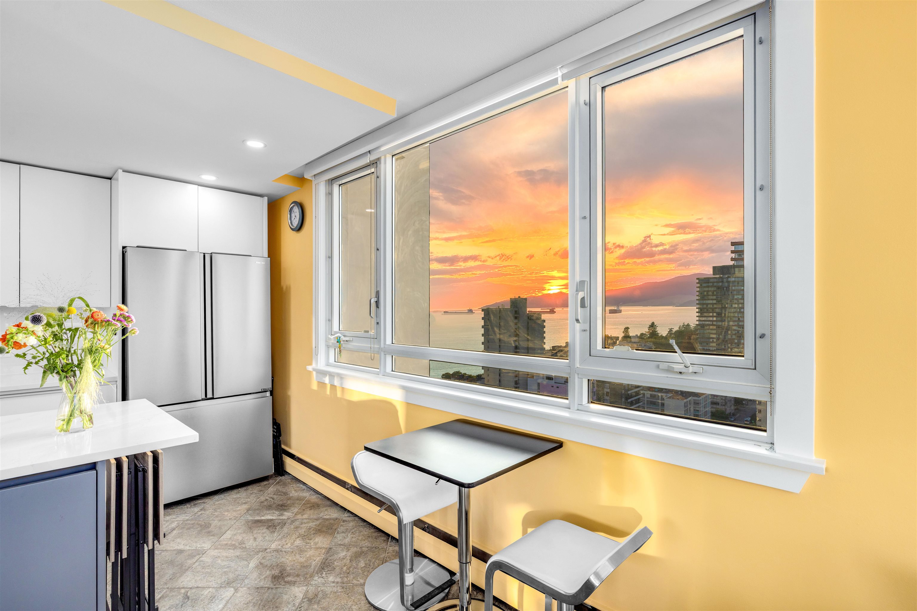 1850 Comox Street #2006, Vancouver, BC V6G 1R3