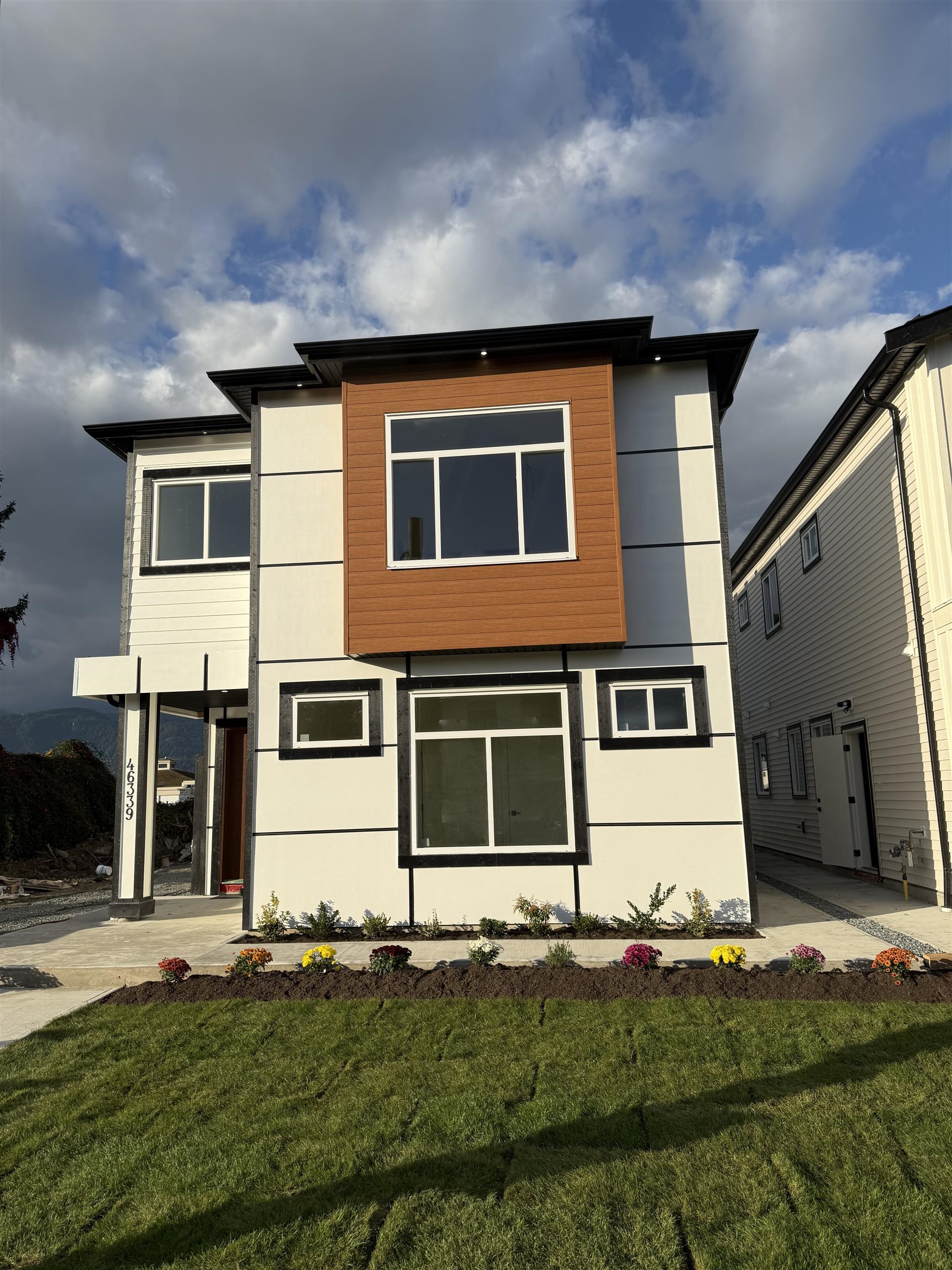46339 Maple Avenue, Chilliwack, BC V2P 2J5