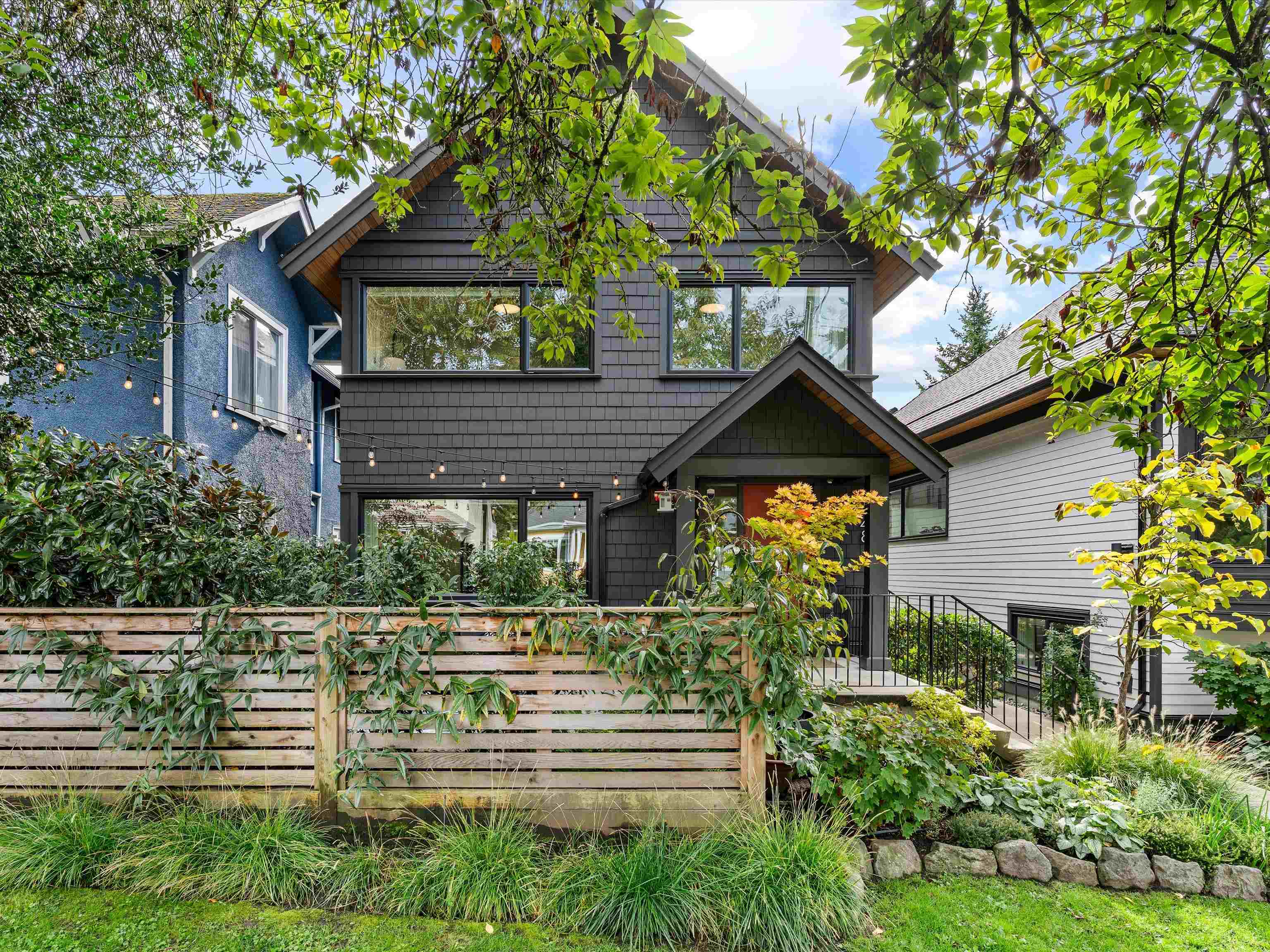 1148 East 22nd Avenue, Vancouver, BC V5V 1W4