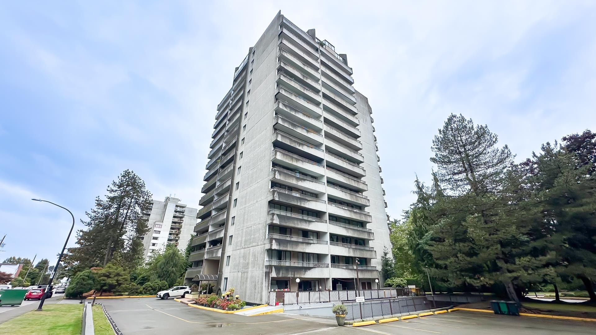 6595 Willingdon Avenue #502, Burnaby, BC V5H 4E5