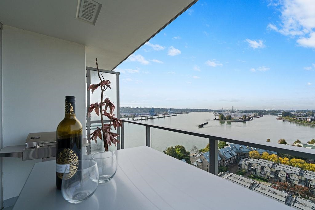 988 Quayside Drive #1901, New Westminster, BC V3M 0L5