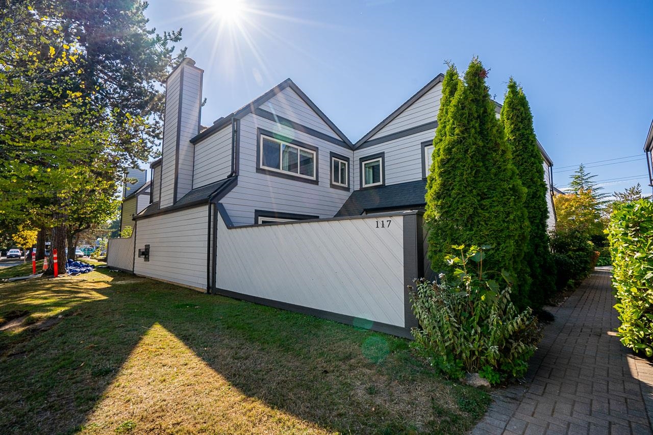 5421 10 Avenue #117, Delta, BC V4M 3T9
