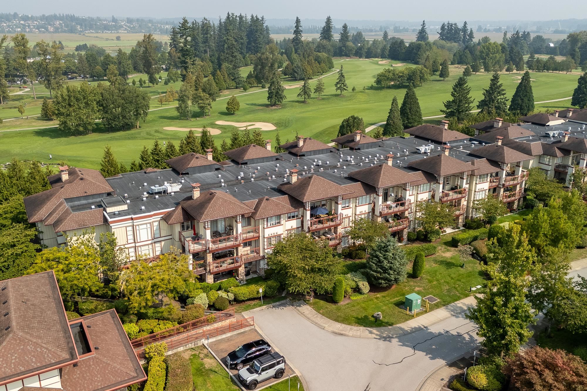 16477 64 Avenue #207, Surrey, BC V3S 6V7
