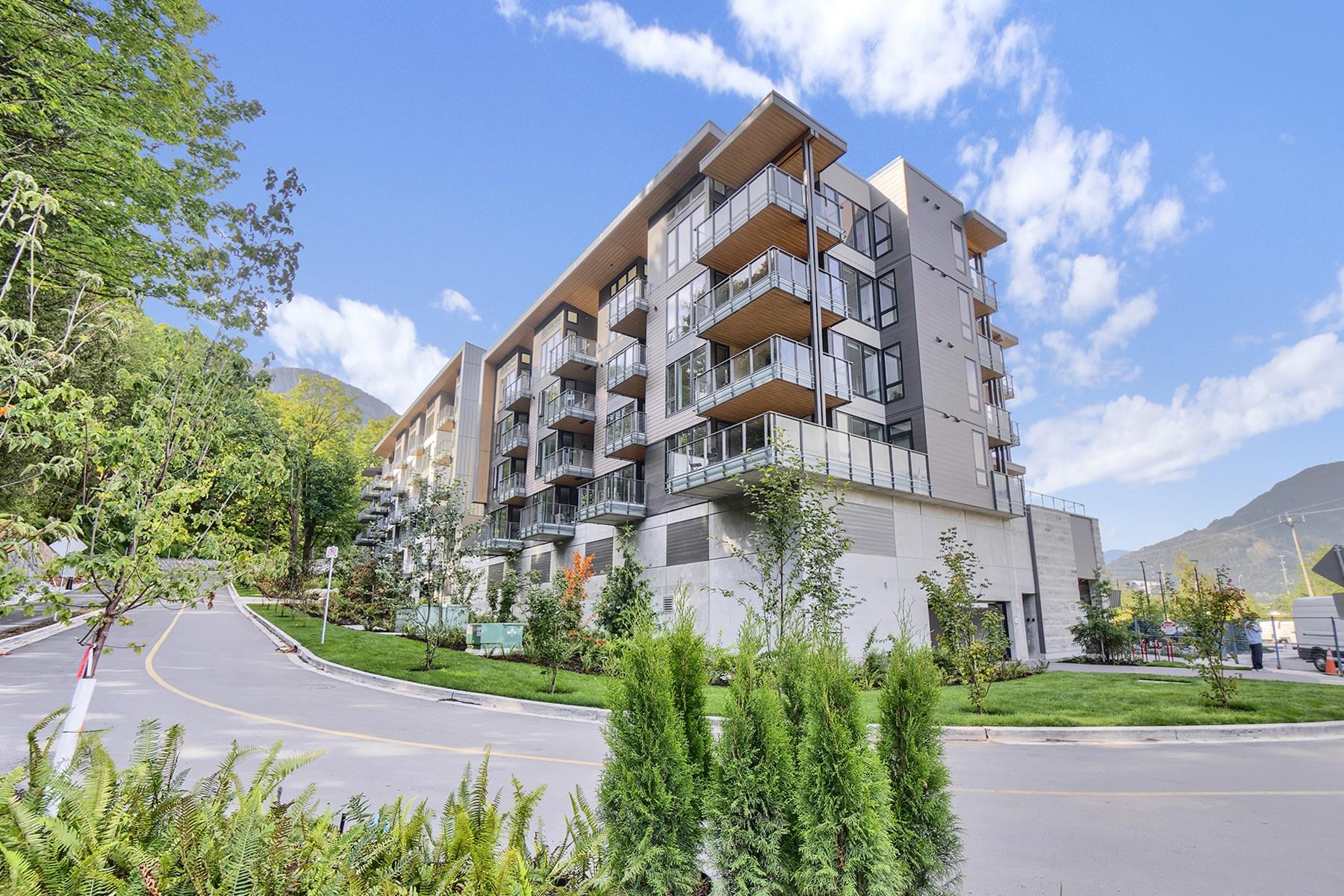 1506 Scott Crescent #612, Squamish, BC V8B 1G4