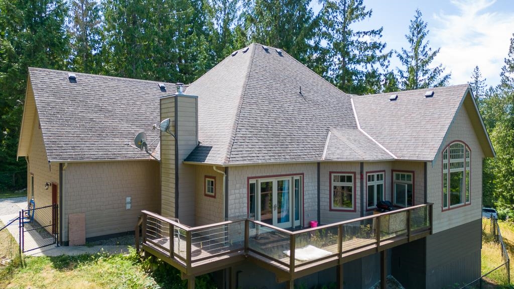 5500 Jervis Inlet Rd, Egmont, BC V0N 2H4