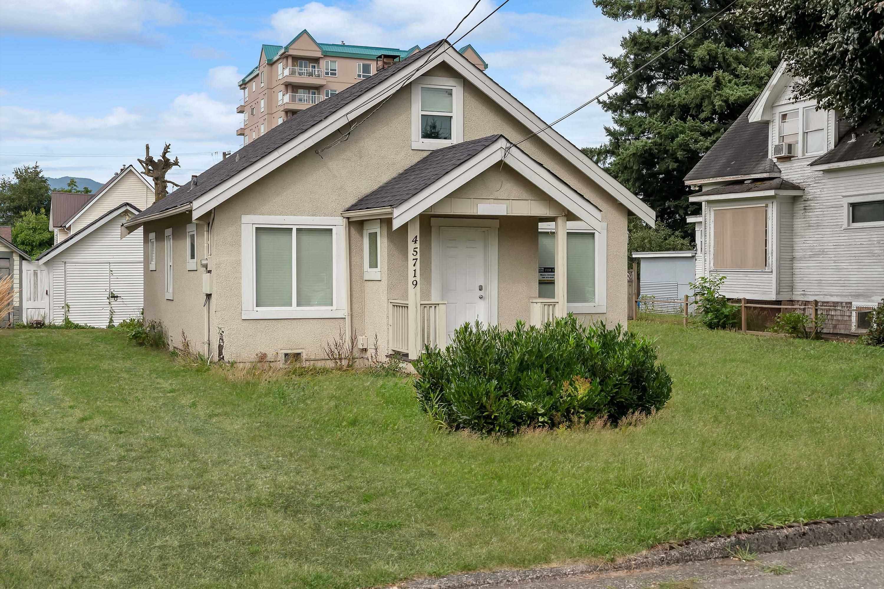 45719 Kipp Avenue, Chilliwack, BC V2P 1Y6