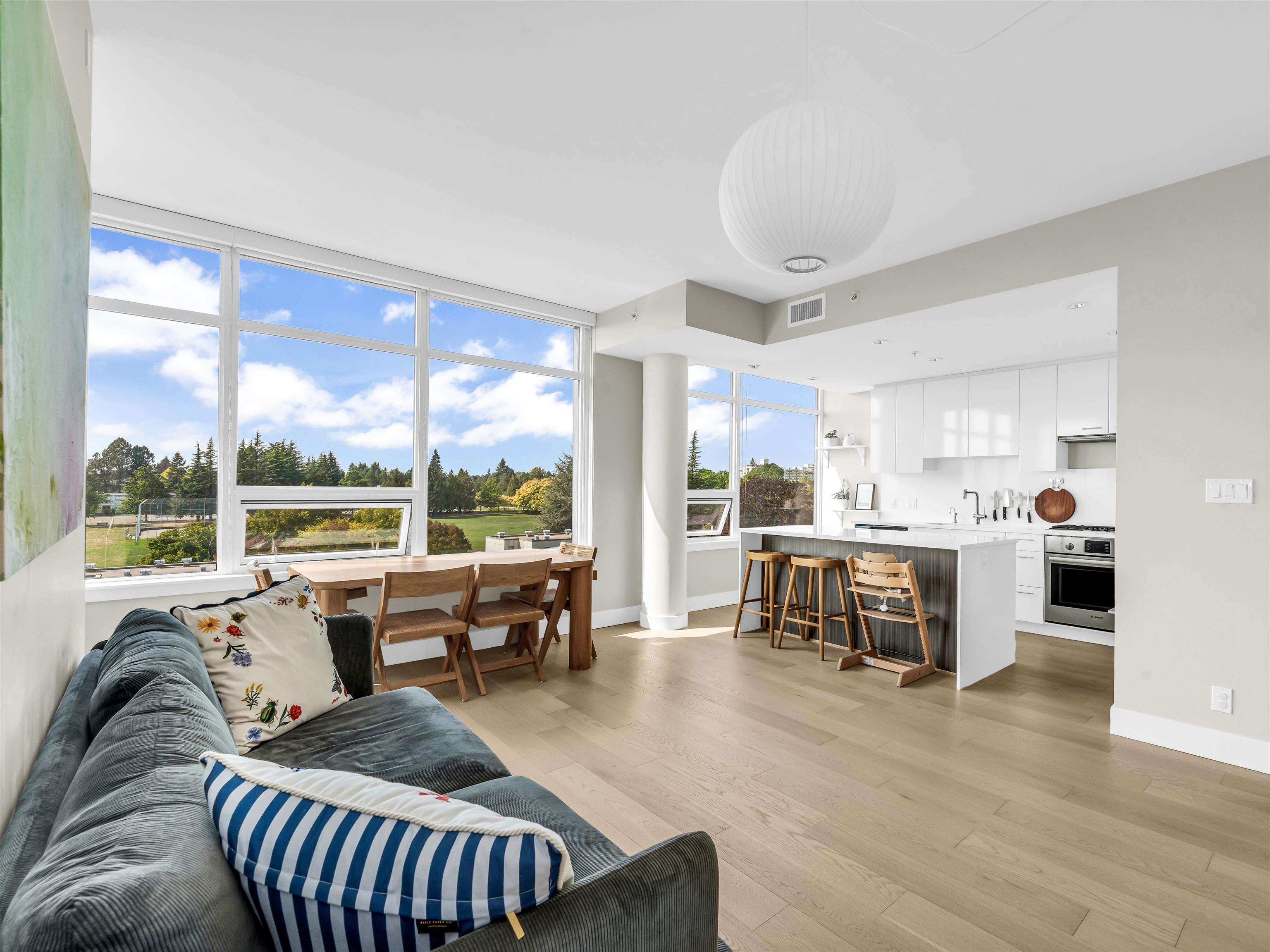 6383 Cambie Street #709, Vancouver, BC V5Z 3B2