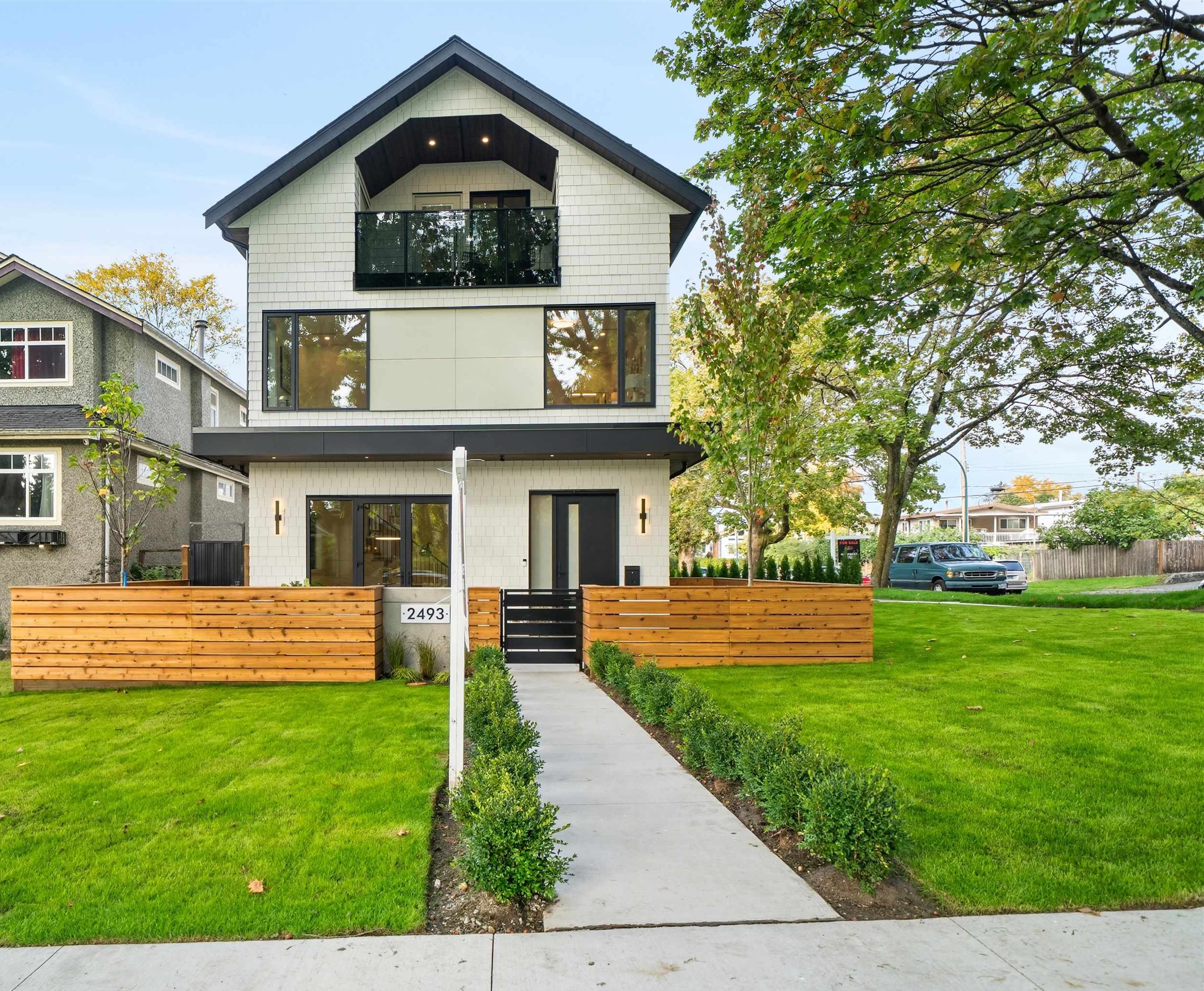 2493 Eton Street, Vancouver, BC V5K 1J6