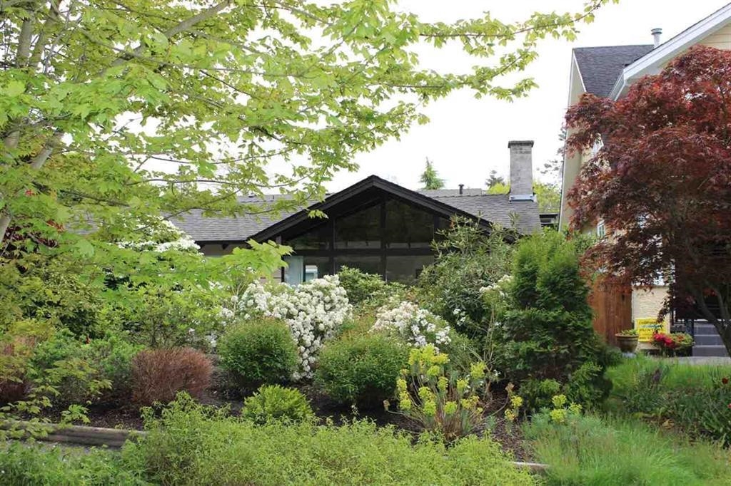 6042 Crown Street, Vancouver, BC V6N 2B8