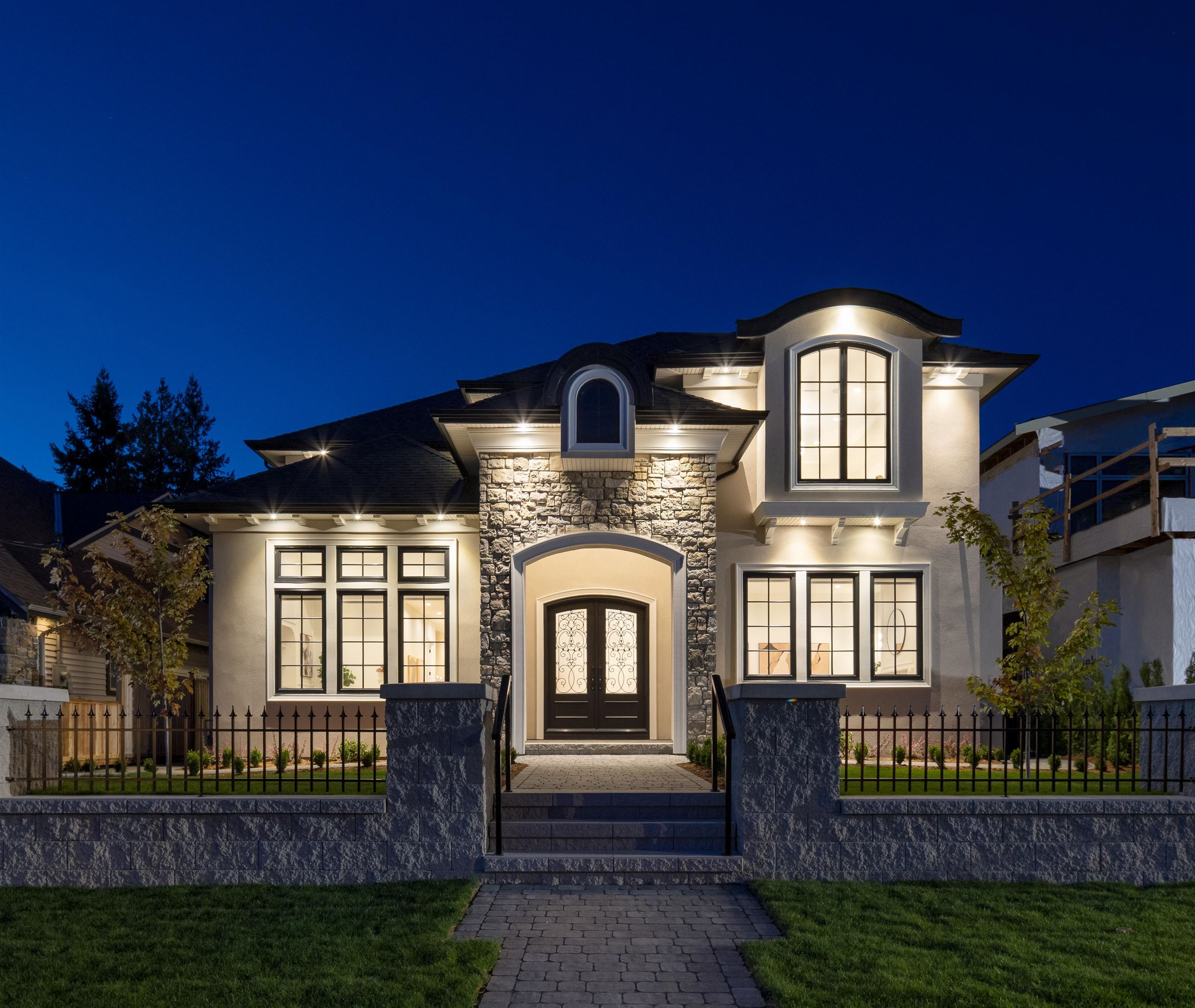 2141 Palliser Avenue, Coquitlam, BC V3K 1W9
