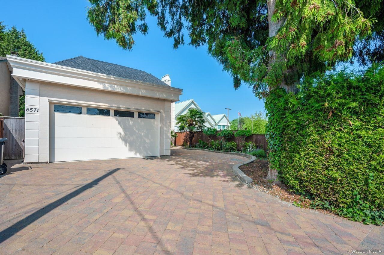 6571 Lynas Lane, Richmond, BC V7C 3K8