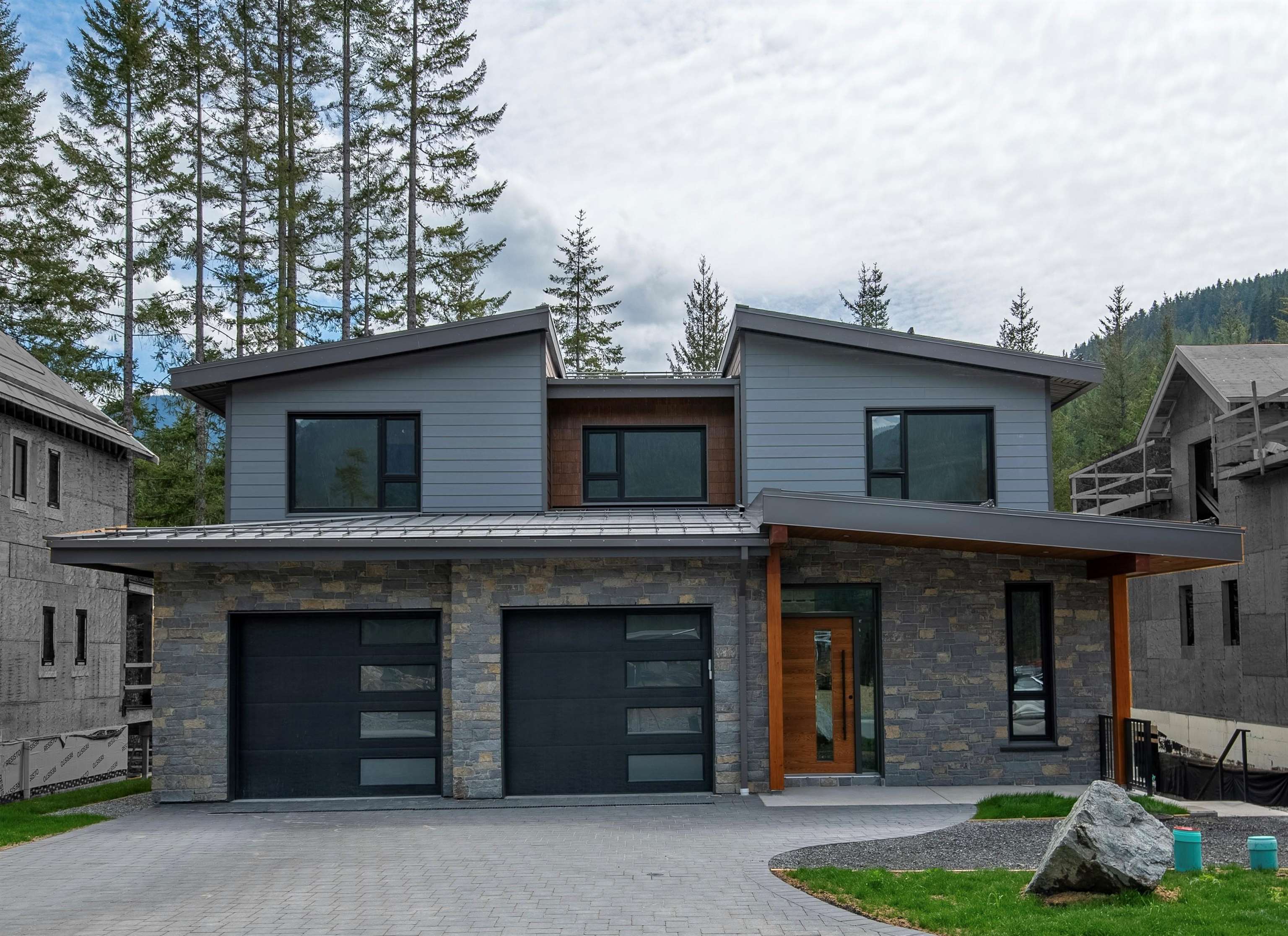 1710 River Run Place, Whistler, BC V8E 1P4