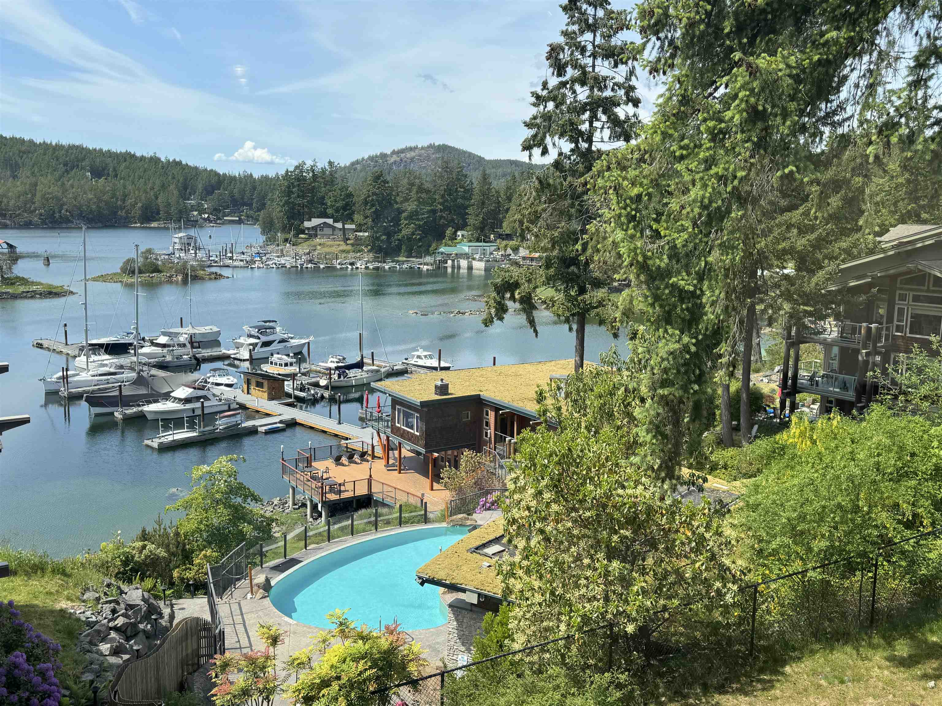 12849 Lagoon Rd #12b, Madeira Park, BC V0N 2H0