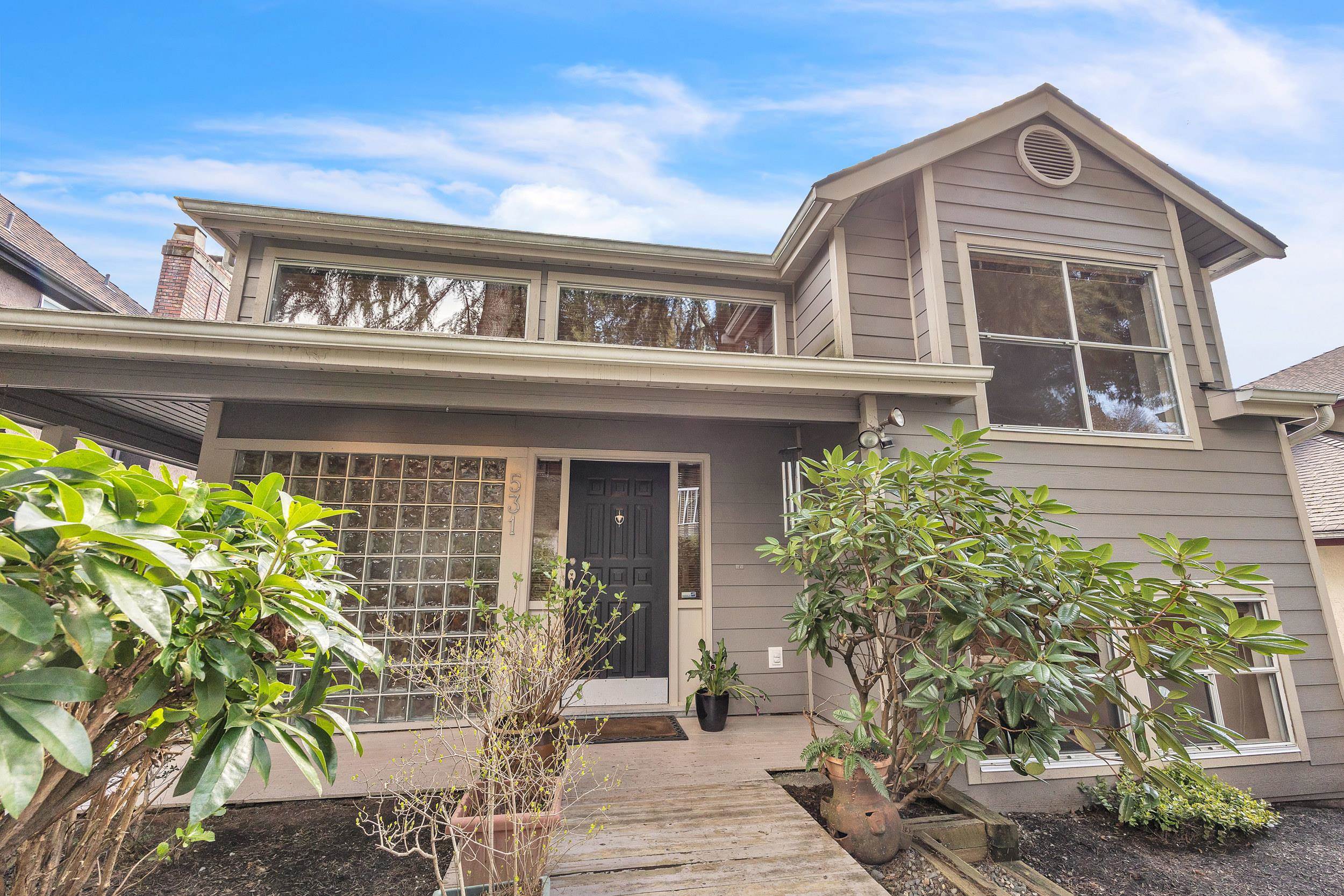 531 Tempe Crescent, North Vancouver, BC V7N 1E7
